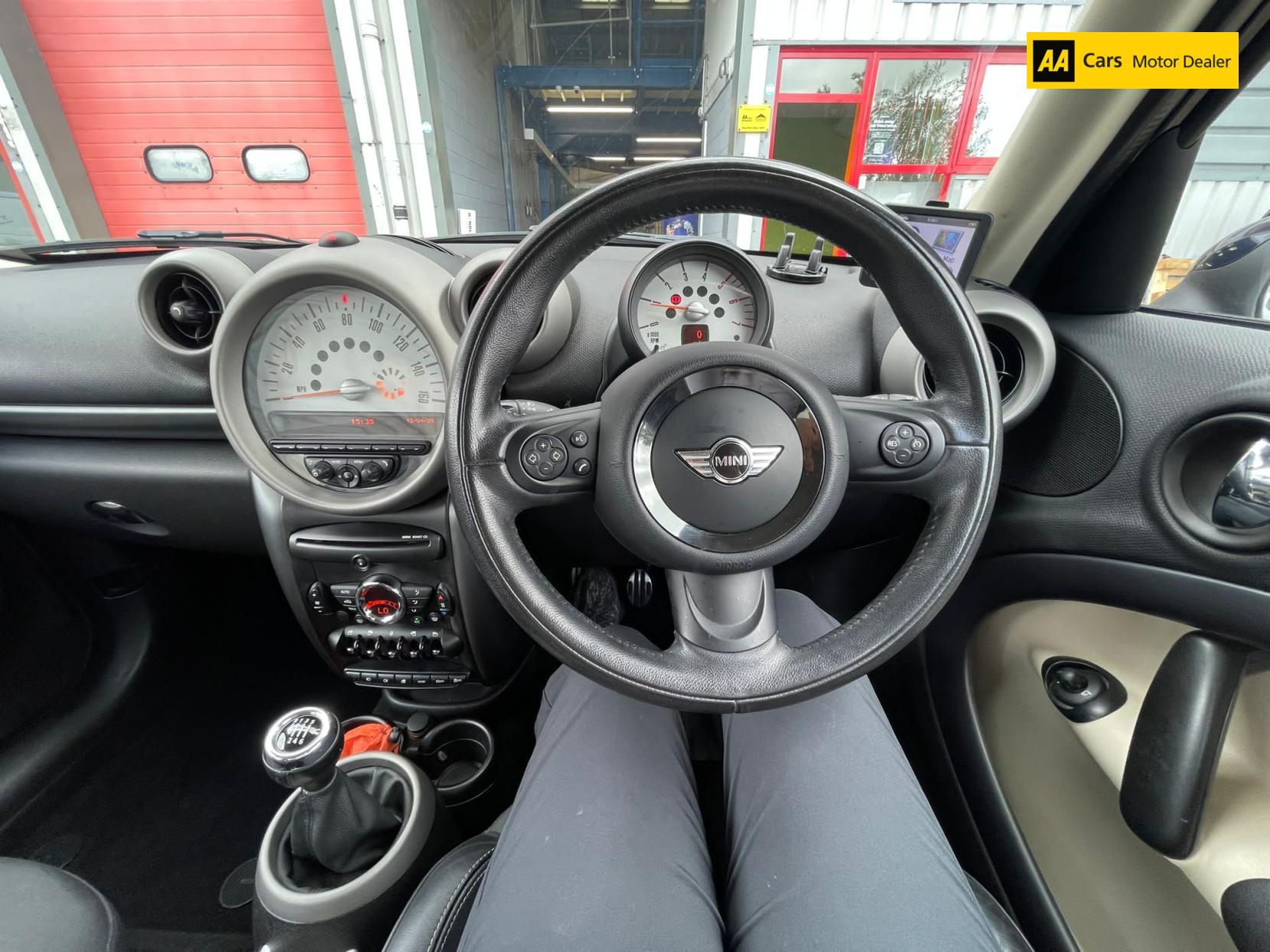 MINI Countryman 2.0 Cooper SD SUV 5dr Diesel Manual ALL4 Euro 5 (s/s) (143 ps)