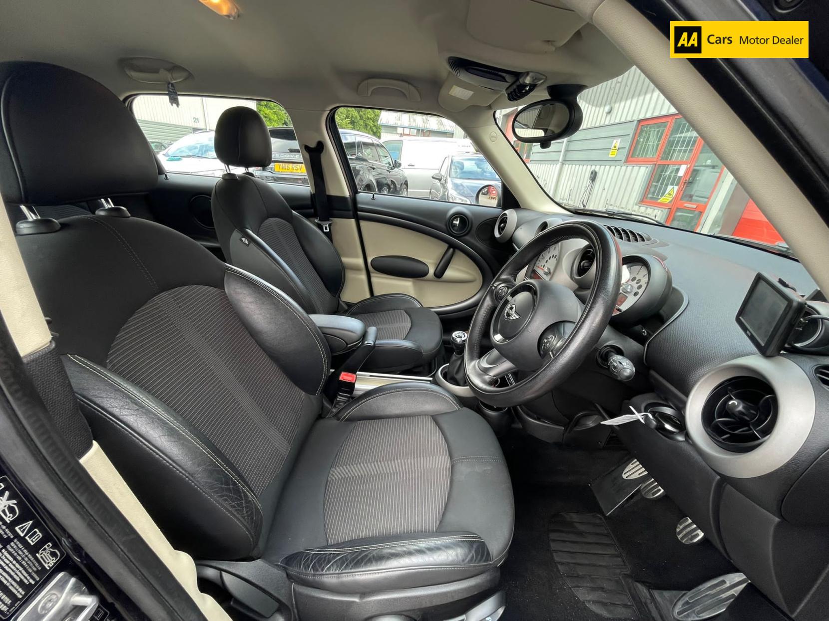 MINI Countryman 2.0 Cooper SD SUV 5dr Diesel Manual ALL4 Euro 5 (s/s) (143 ps)