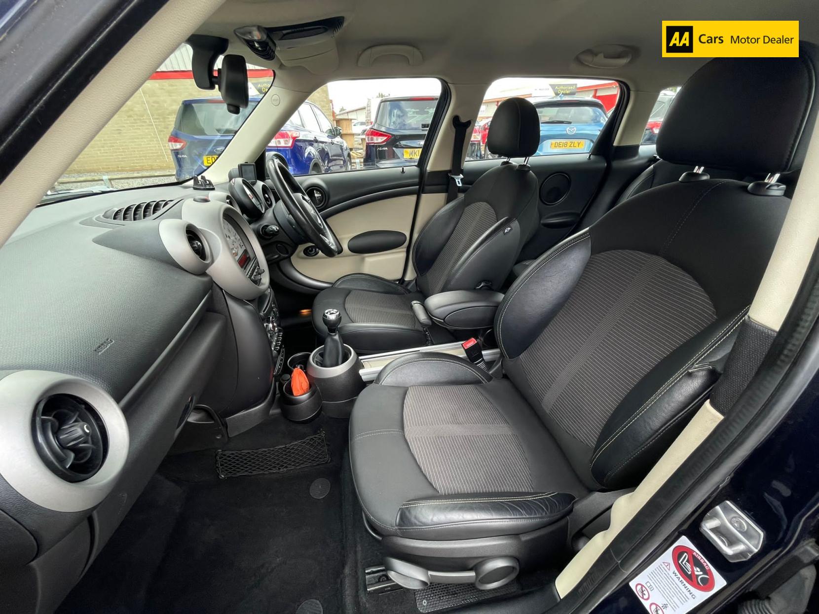 MINI Countryman 2.0 Cooper SD SUV 5dr Diesel Manual ALL4 Euro 5 (s/s) (143 ps)