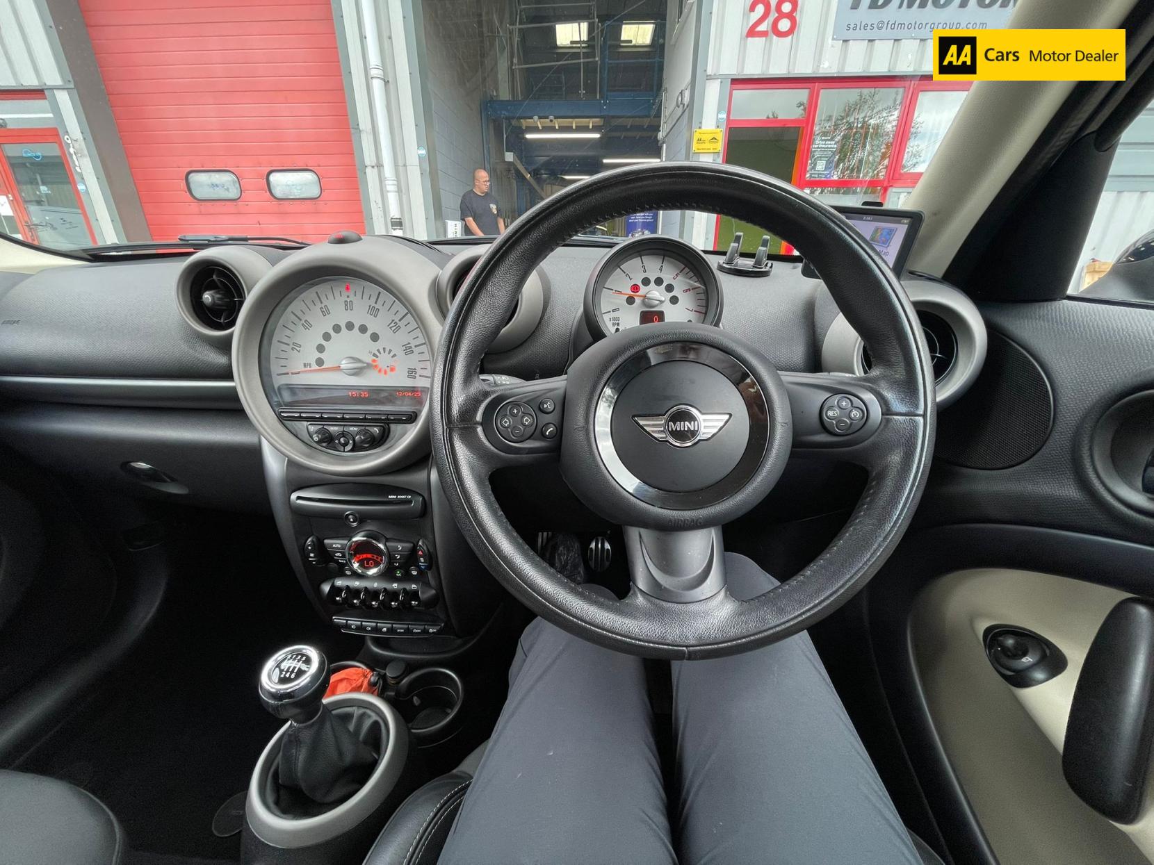 MINI Countryman 2.0 Cooper SD SUV 5dr Diesel Manual ALL4 Euro 5 (s/s) (143 ps)