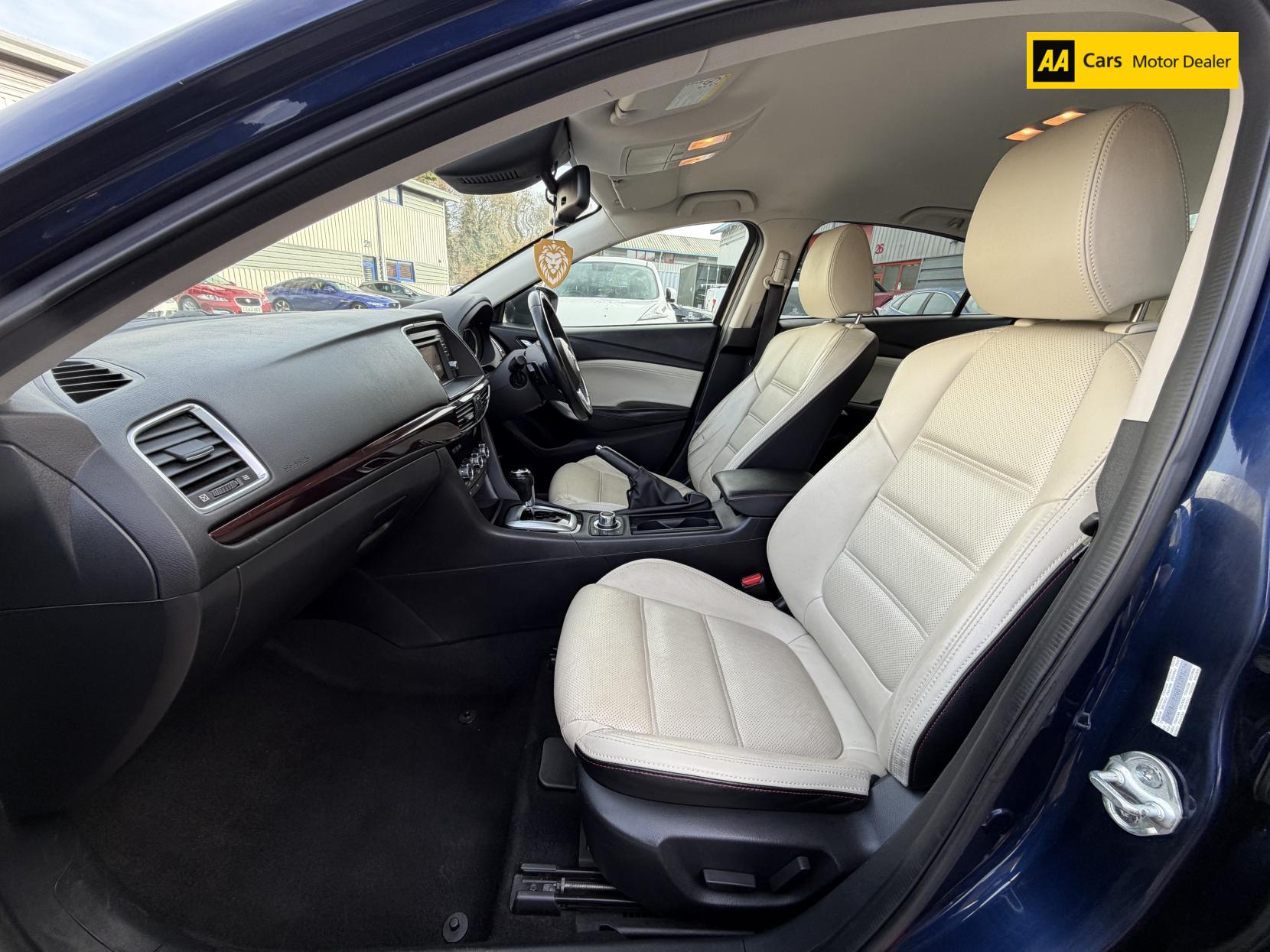 Mazda Mazda6 2.2 SKYACTIV-D Sport Nav Saloon 4dr Diesel Auto Euro 6 (s/s) (175 ps)