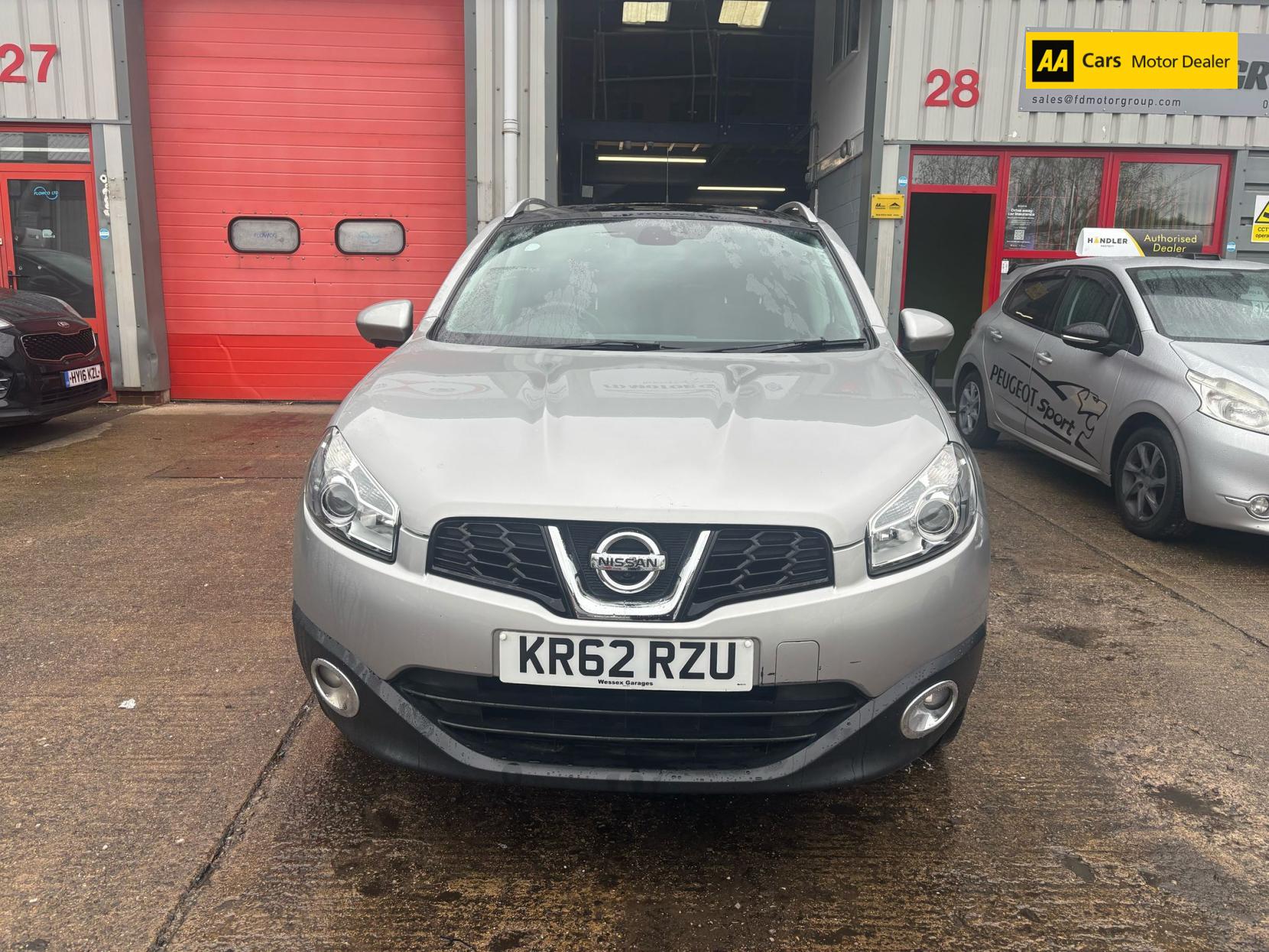Nissan Qashqai 1.6 n-tec+ SUV 5dr Petrol Manual 2WD Euro 5 (117 ps)