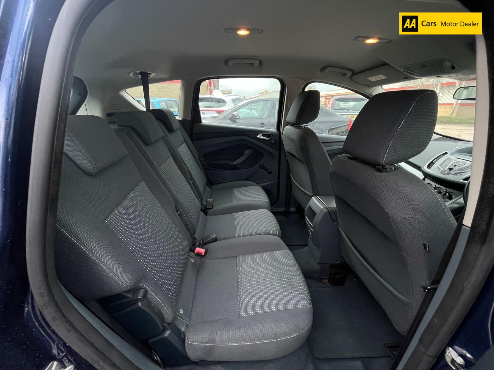 Ford C-Max 1.6 Zetec MPV 5dr Petrol Manual Euro 5 (105 ps)