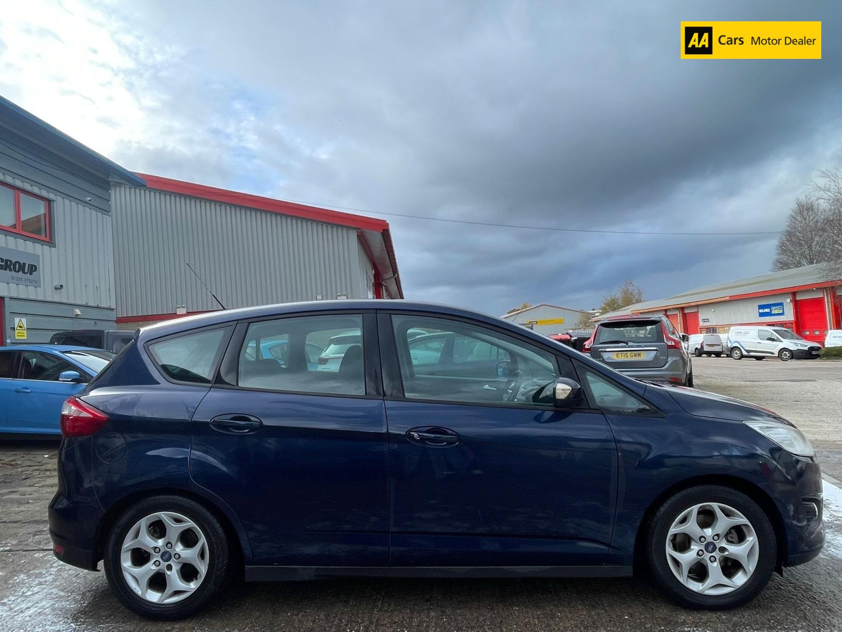 Ford C-Max 1.6 Zetec MPV 5dr Petrol Manual Euro 5 (105 ps)