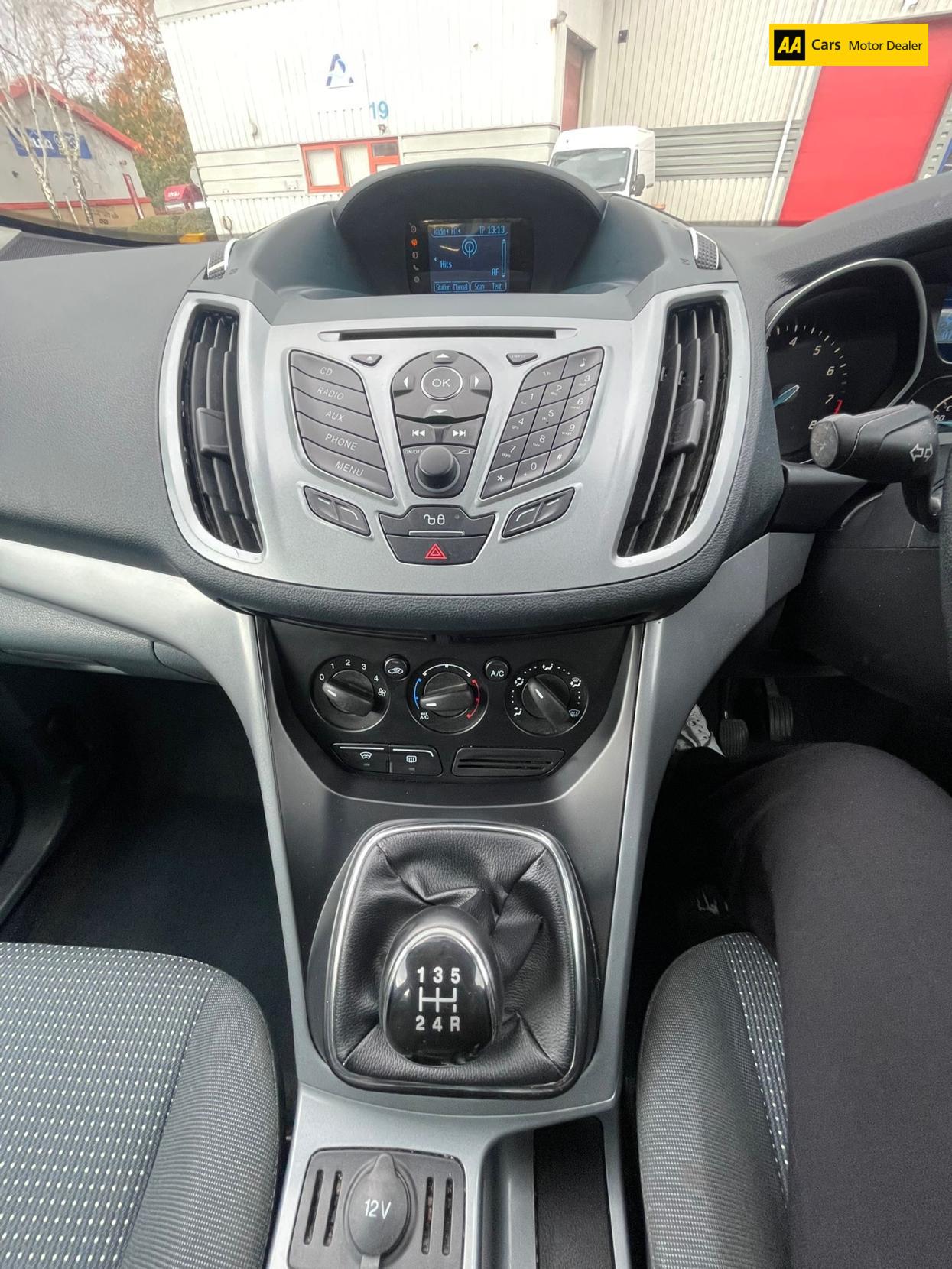 Ford C-Max 1.6 Zetec MPV 5dr Petrol Manual Euro 5 (105 ps)