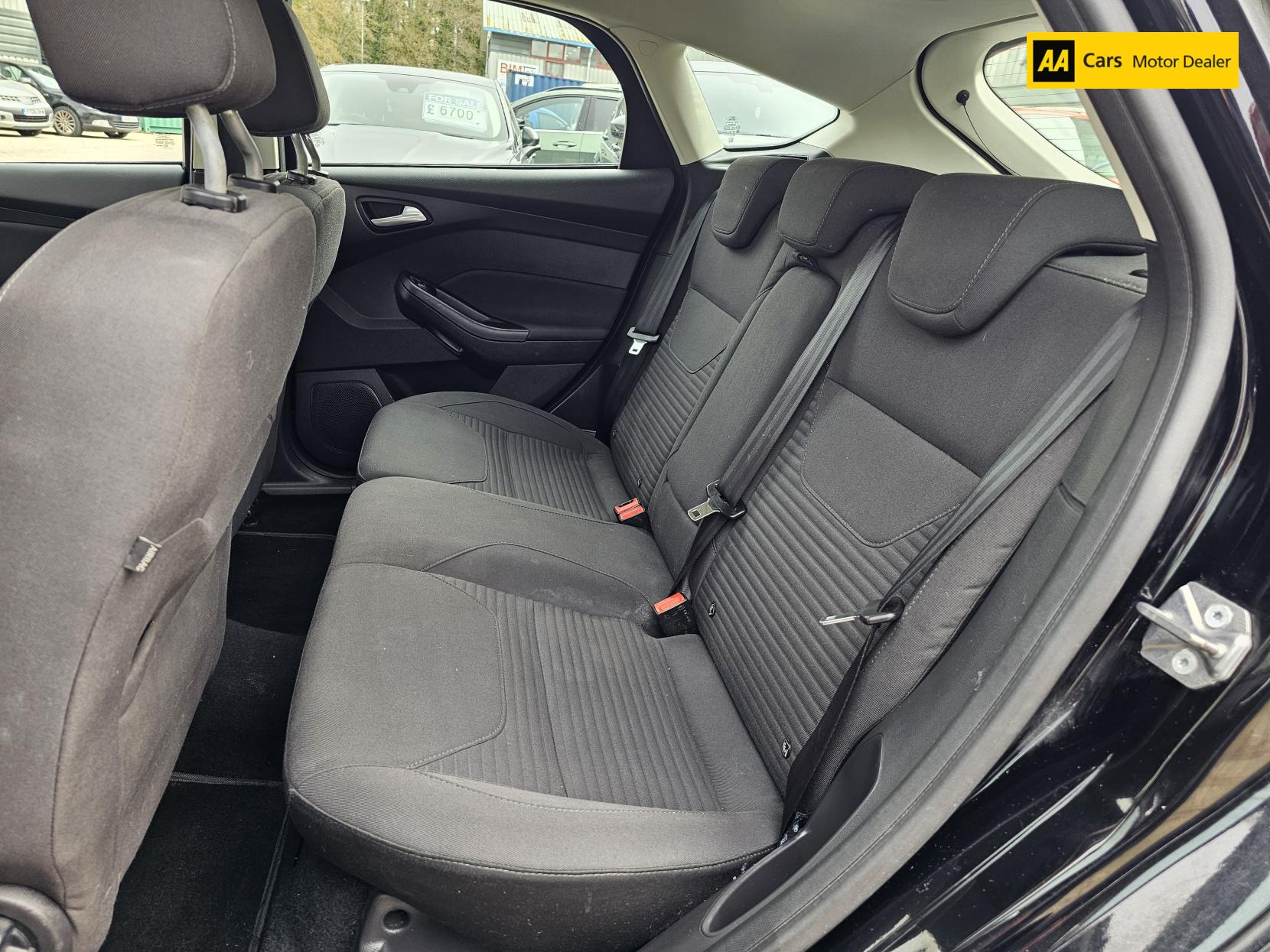 Ford Focus 1.0T EcoBoost Titanium Hatchback 5dr Petrol Manual Euro 6 (s/s) (125 ps)