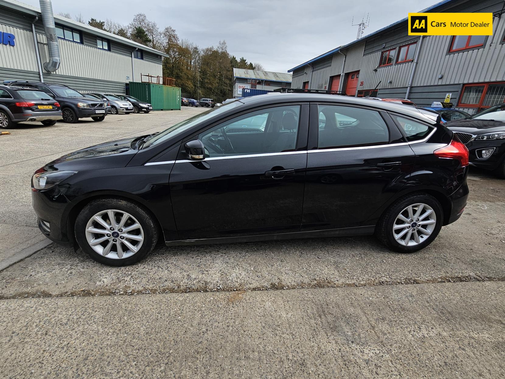 Ford Focus 1.0T EcoBoost Titanium Hatchback 5dr Petrol Manual Euro 6 (s/s) (125 ps)