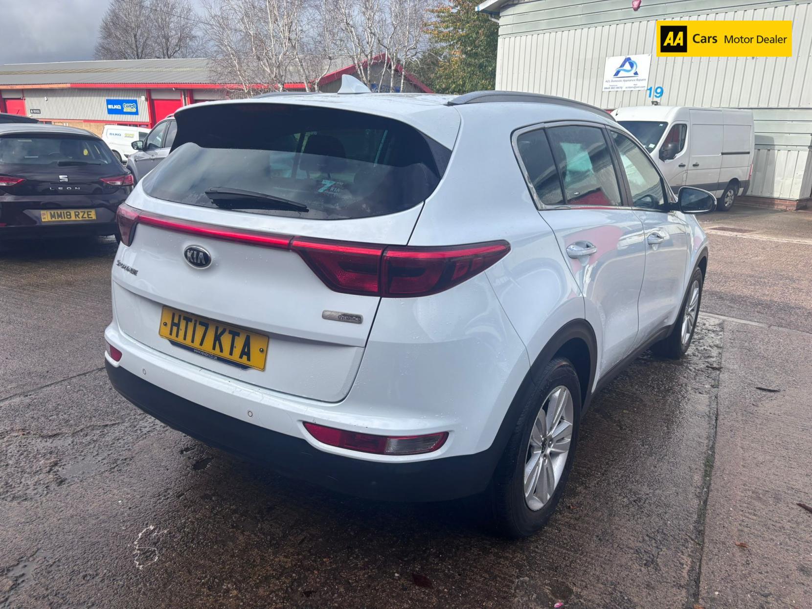 Kia Sportage 1.7 CRDi 2 SUV 5dr Diesel DCT Euro 6 (s/s) (139 bhp)
