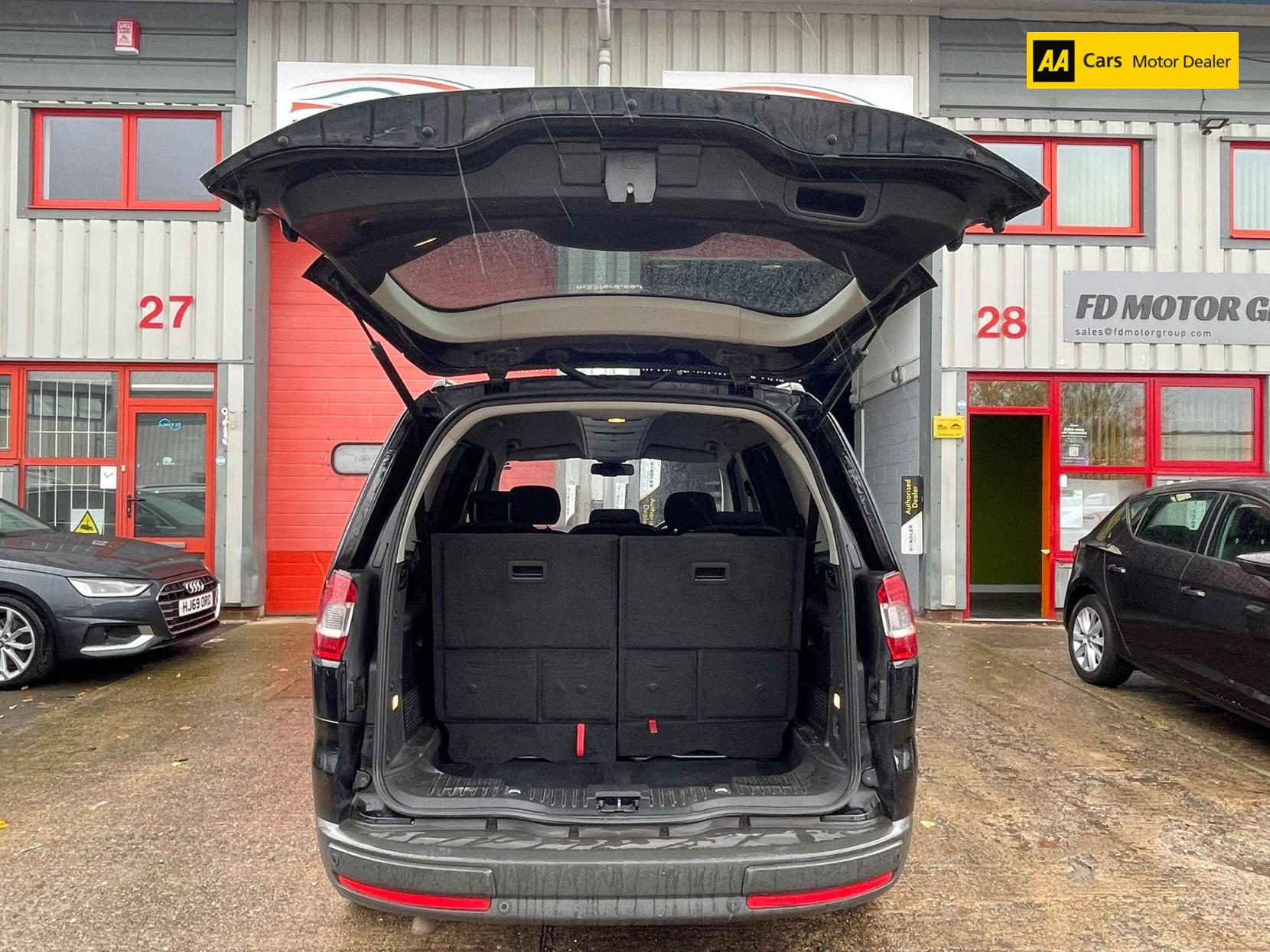 Ford Galaxy 2.0 TDCi Titanium MPV 5dr Diesel Manual Euro 5 (140 ps)