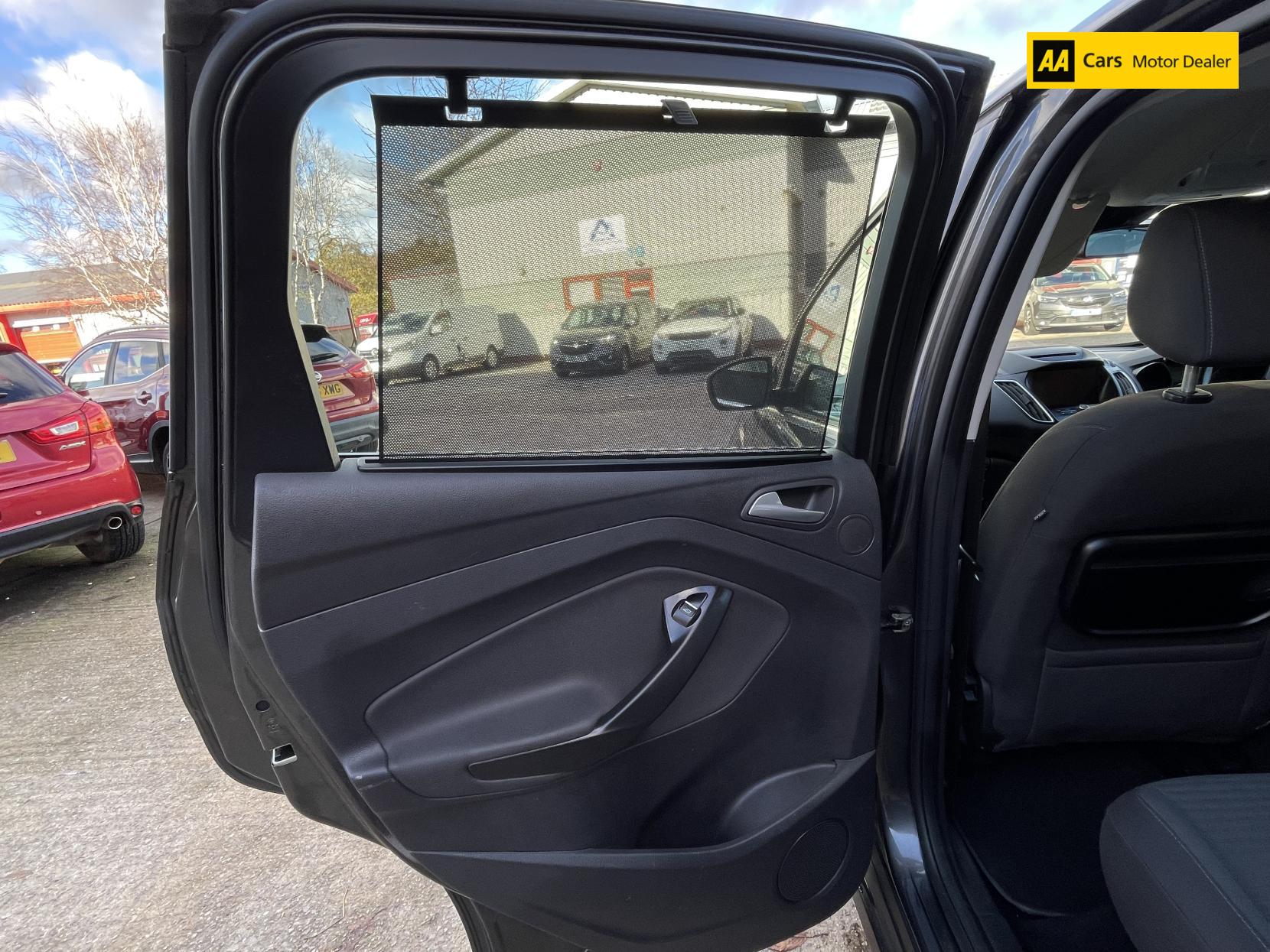 Ford C-Max 1.0T EcoBoost Titanium MPV 5dr Petrol Manual Euro 6 (s/s) (125 ps)