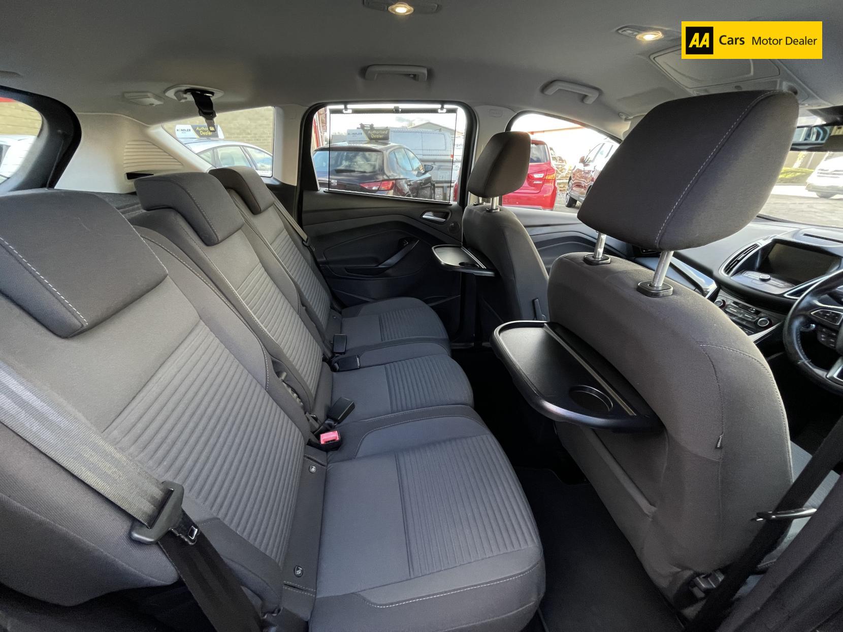 Ford C-Max 1.0T EcoBoost Titanium MPV 5dr Petrol Manual Euro 6 (s/s) (125 ps)