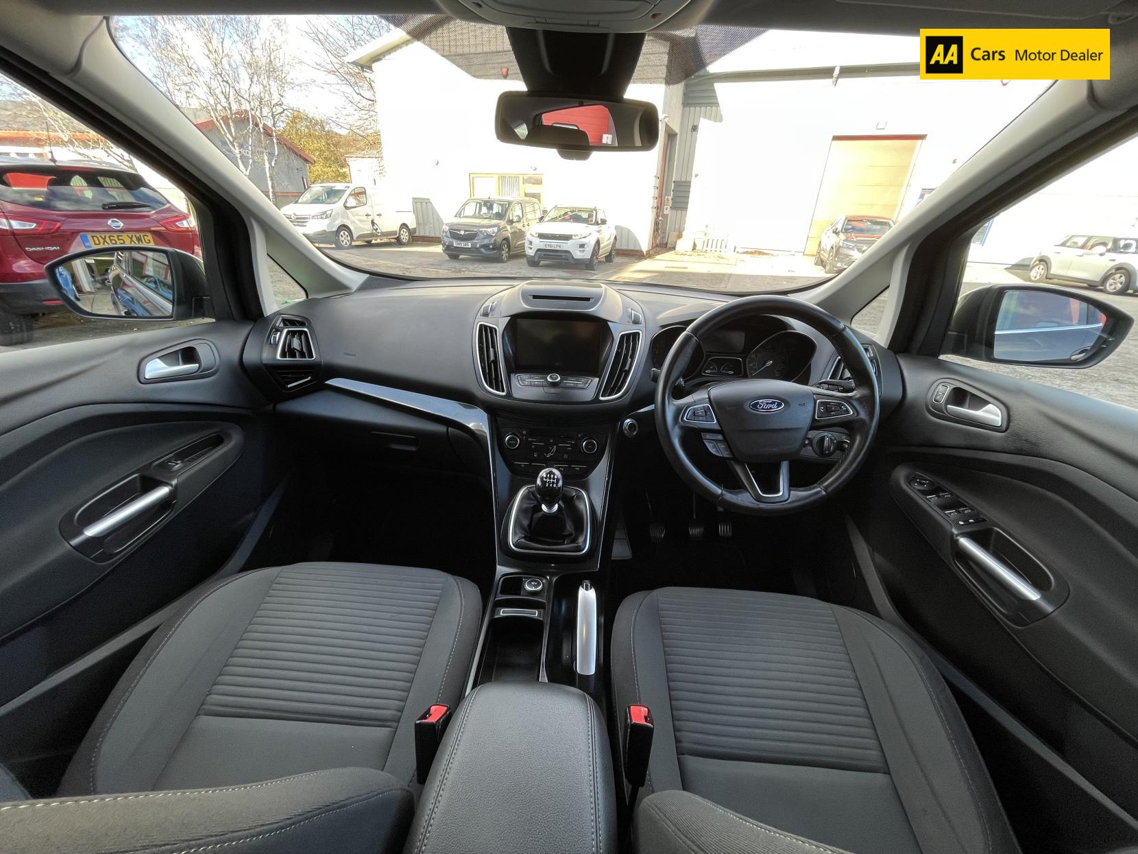 Ford C-Max 1.0T EcoBoost Titanium MPV 5dr Petrol Manual Euro 6 (s/s) (125 ps)