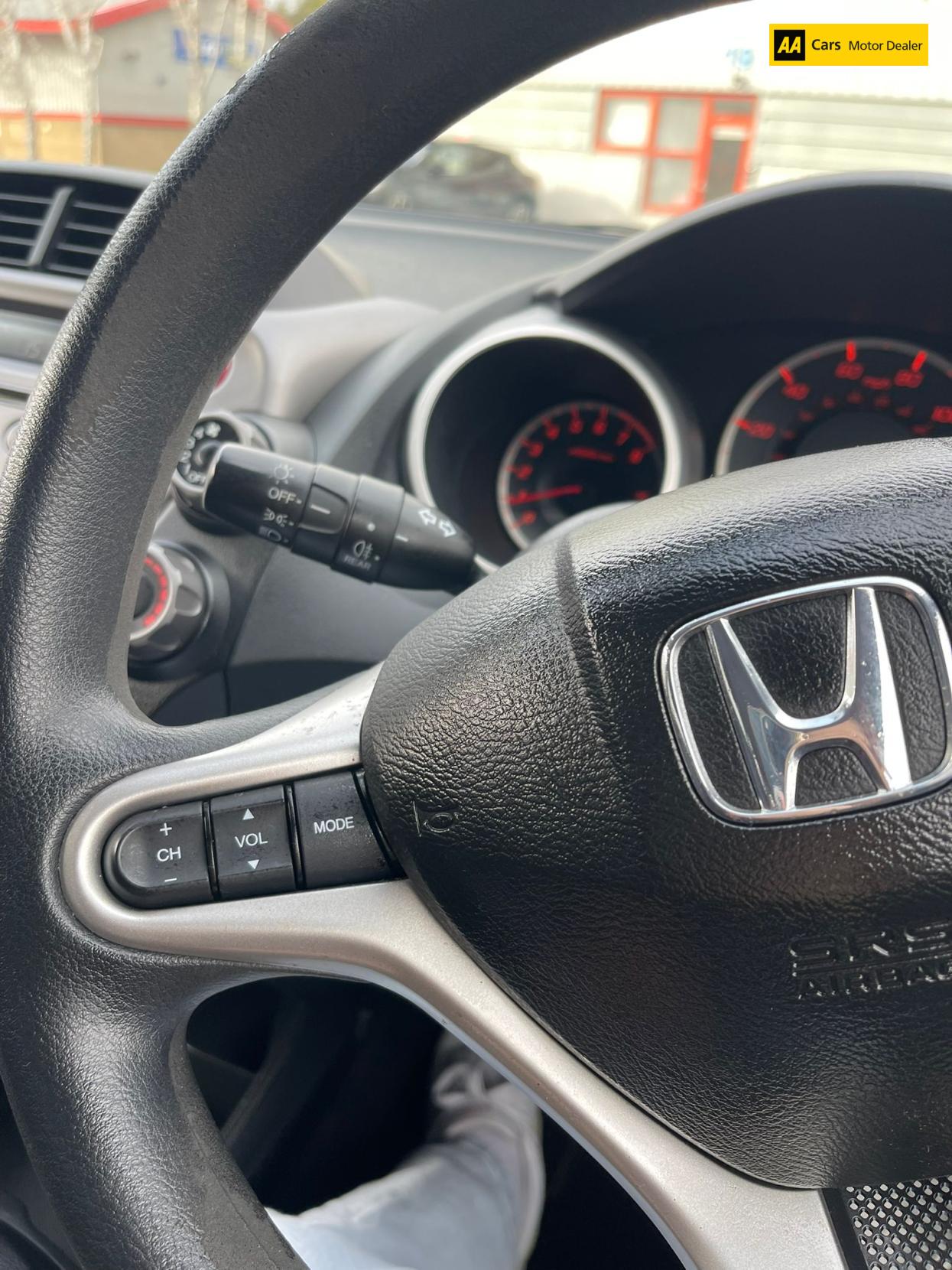Honda Jazz 1.4 i-VTEC ES Hatchback 5dr Petrol Manual Euro 5 (99 ps)