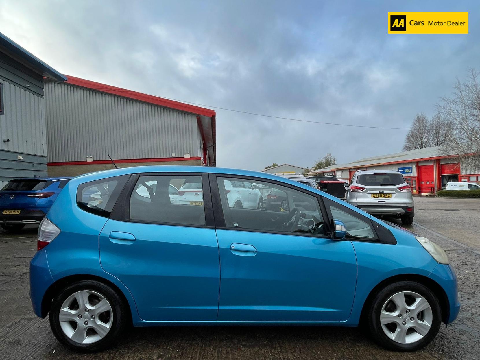 Honda Jazz 1.4 i-VTEC ES Hatchback 5dr Petrol Manual Euro 5 (99 ps)