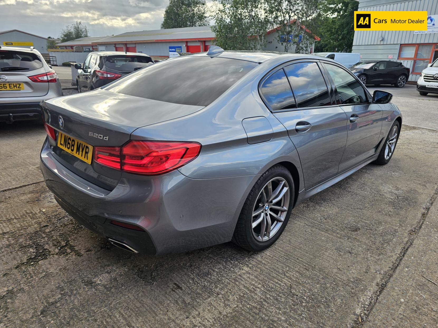 BMW 5 Series 2.0 520d M Sport Saloon 4dr Diesel Auto Euro 6 (s/s) (190 ps)