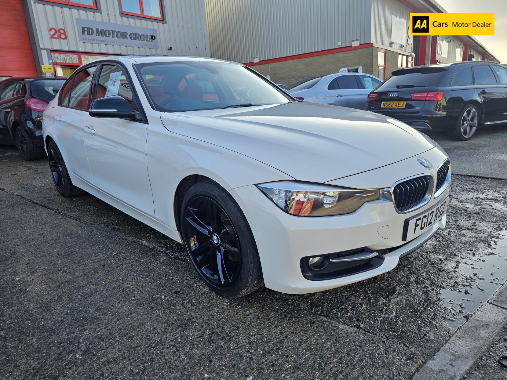 BMW 3 Series 2.0 320d Sport Saloon 4dr Diesel Auto Euro 5 (s/s) (184 ps)