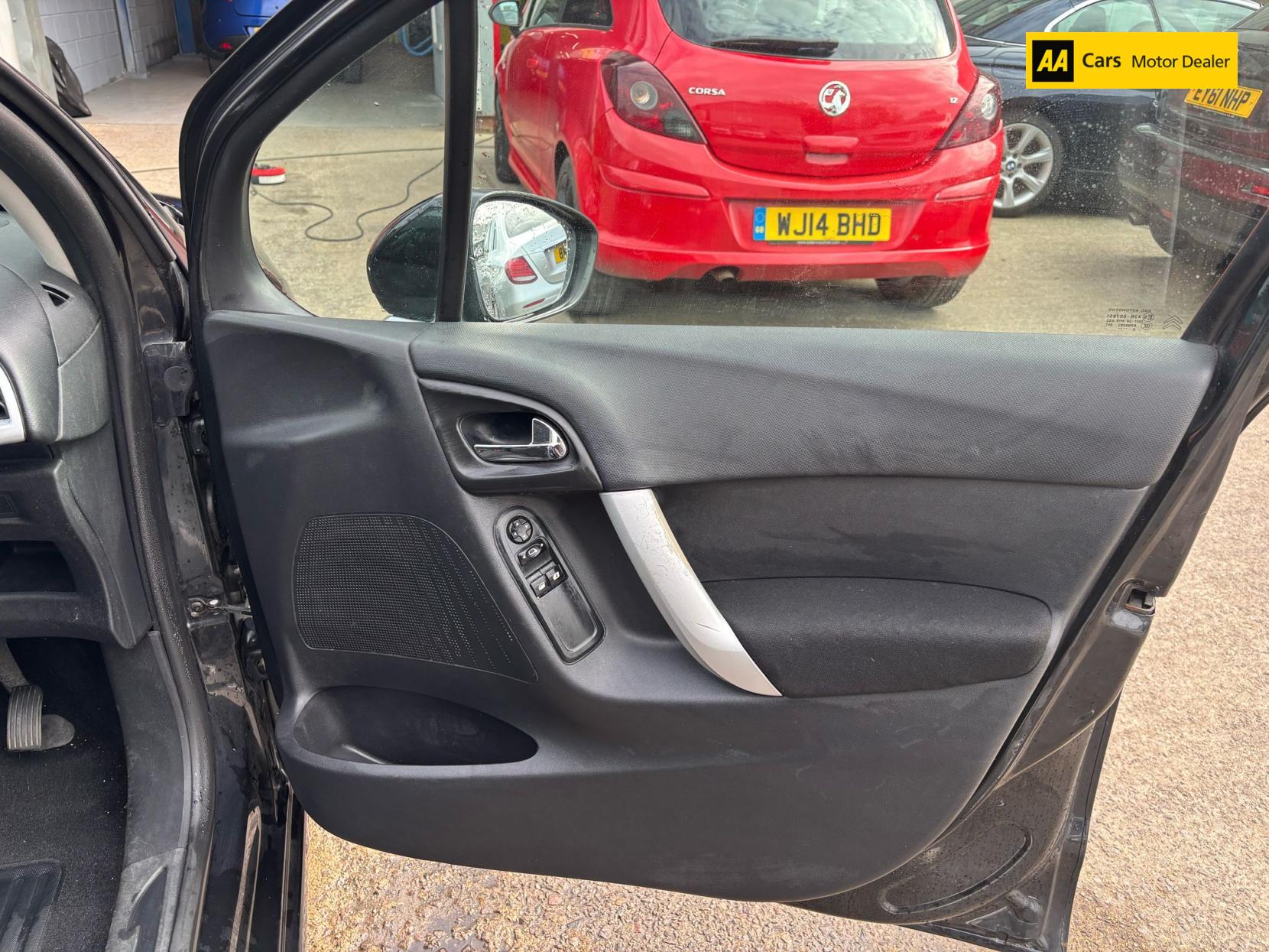 Citroen C3 1.4i VTR+ Hatchback 5dr Petrol Manual Euro 5 (75 ps)