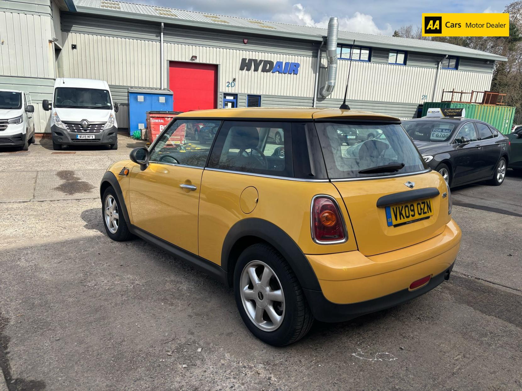 MINI Hatch 1.4 One Hatchback 3dr Petrol Manual Euro 4 (95 ps)