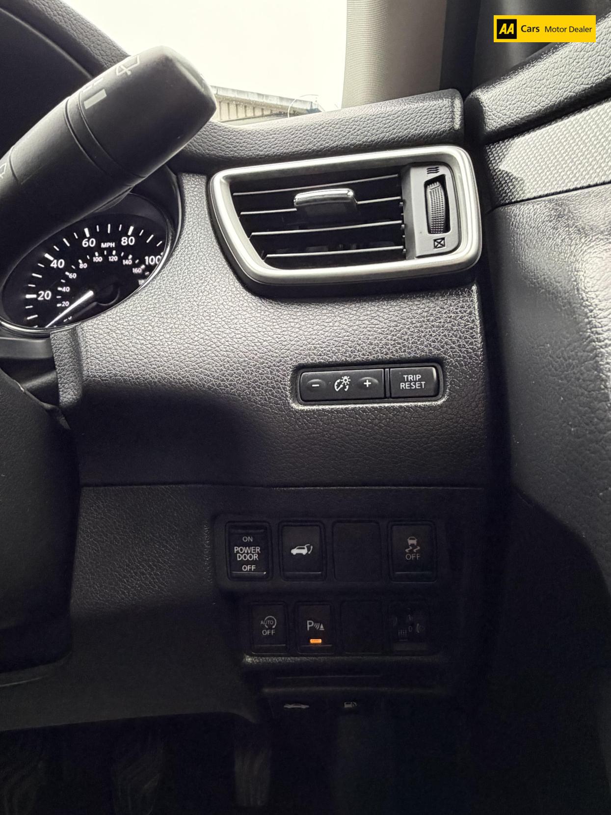 Nissan X-Trail 1.6 dCi n-tec SUV 5dr Diesel Manual 4WD Euro 6 (s/s) (130 ps)