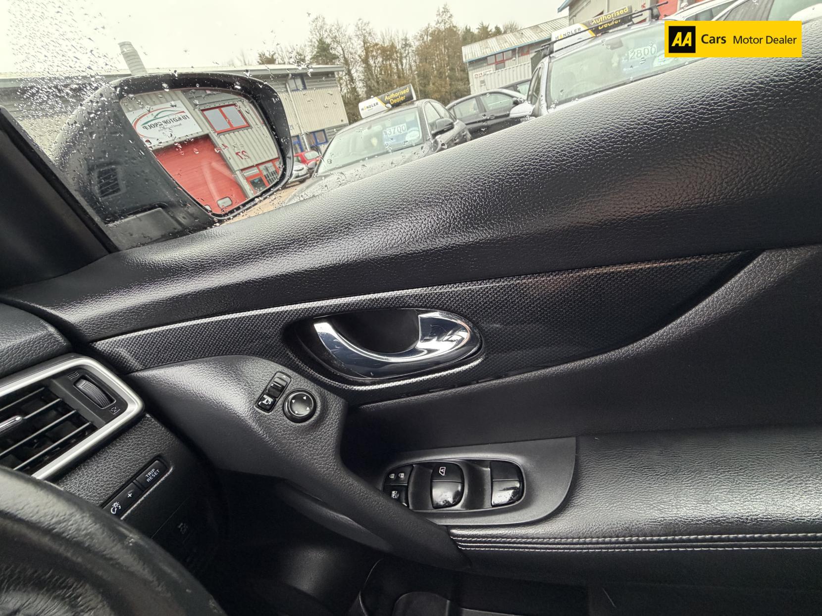 Nissan X-Trail 1.6 dCi n-tec SUV 5dr Diesel Manual 4WD Euro 6 (s/s) (130 ps)