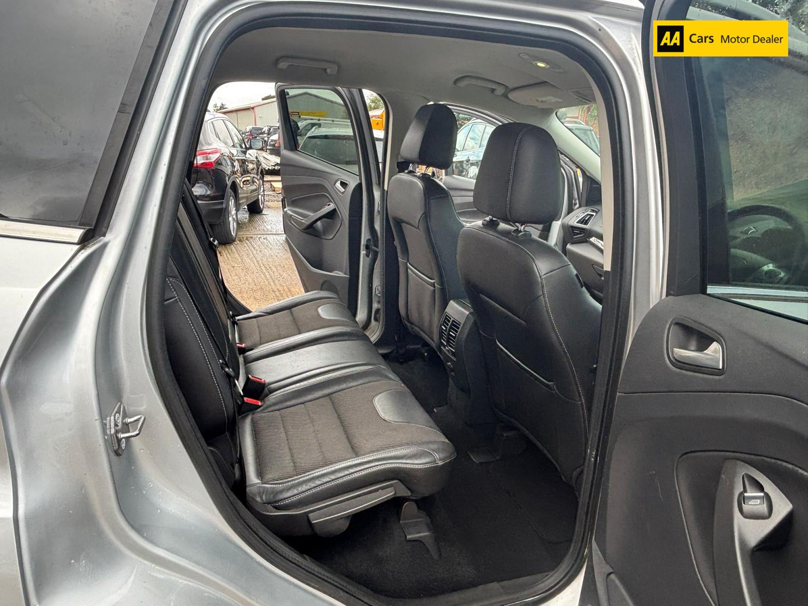Ford Kuga 2.0 TDCi Titanium SUV 5dr Diesel Manual AWD Euro 6 (s/s) (180 ps)