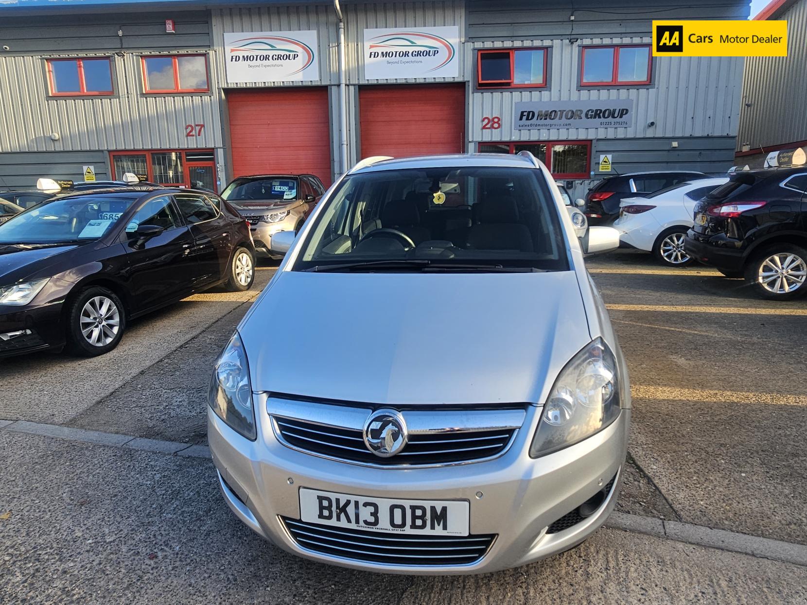Vauxhall Zafira 1.7 CDTi ecoFLEX Design MPV 5dr Diesel Manual Euro 5 (SNav) (110 ps)