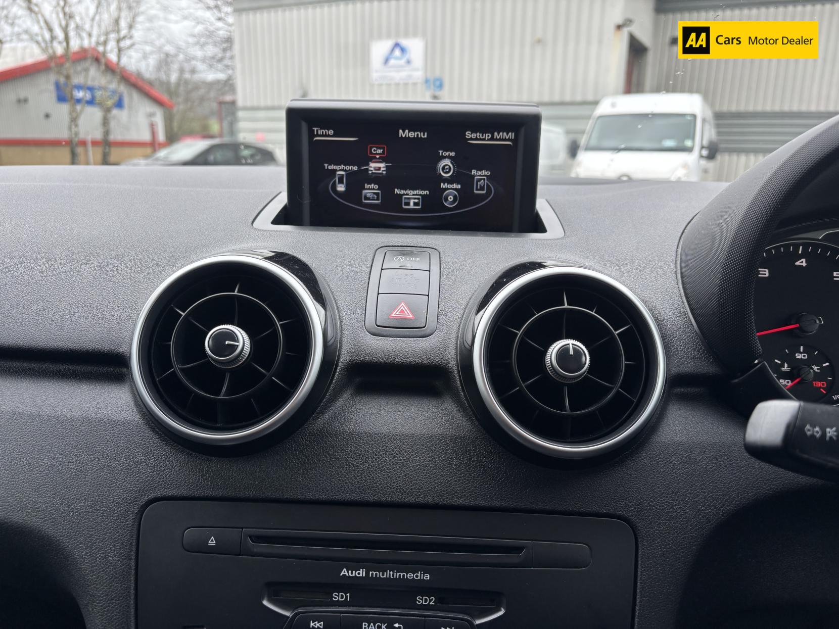 Audi A1 1.4 TFSI S line Sportback 5dr Petrol S Tronic Euro 5 (s/s) (122 ps)