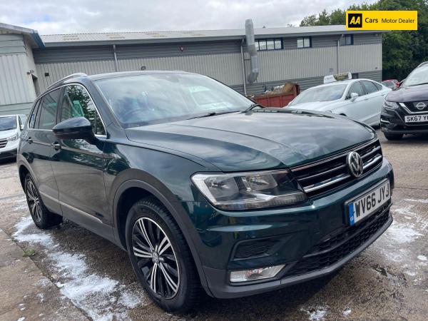 Volkswagen Tiguan 2.0 TDI BlueMotion Tech SE Navigation SUV 5dr Diesel Manual 4Motion Euro 6 (s/s) (150 ps)