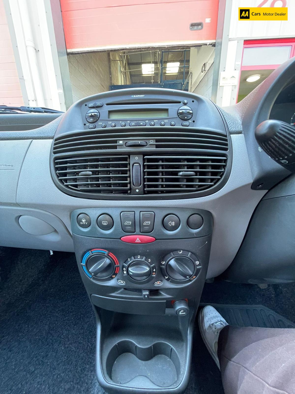 Fiat Punto 1.2 Dynamic Hatchback 3dr Petrol Manual (136 g/km, 59 bhp)