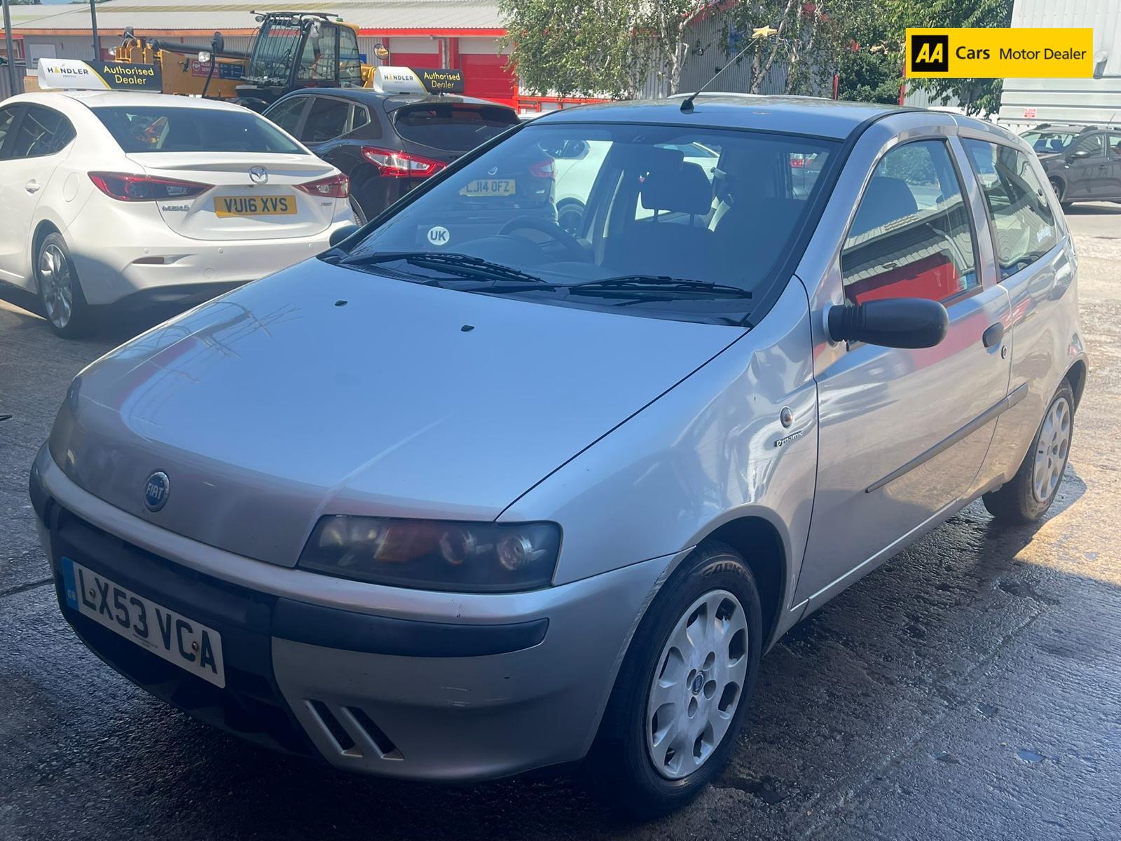Fiat Punto 1.2 Dynamic Hatchback 3dr Petrol Manual (136 g/km, 59 bhp)