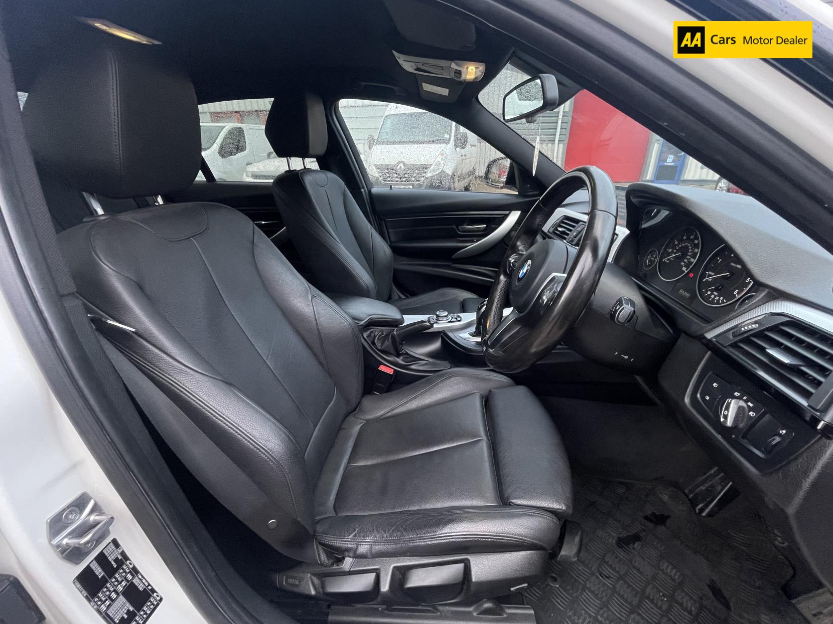 BMW 3 Series 2.0 320d BluePerformance M Sport Saloon 4dr Diesel Auto Euro 6 (s/s) (184 ps)