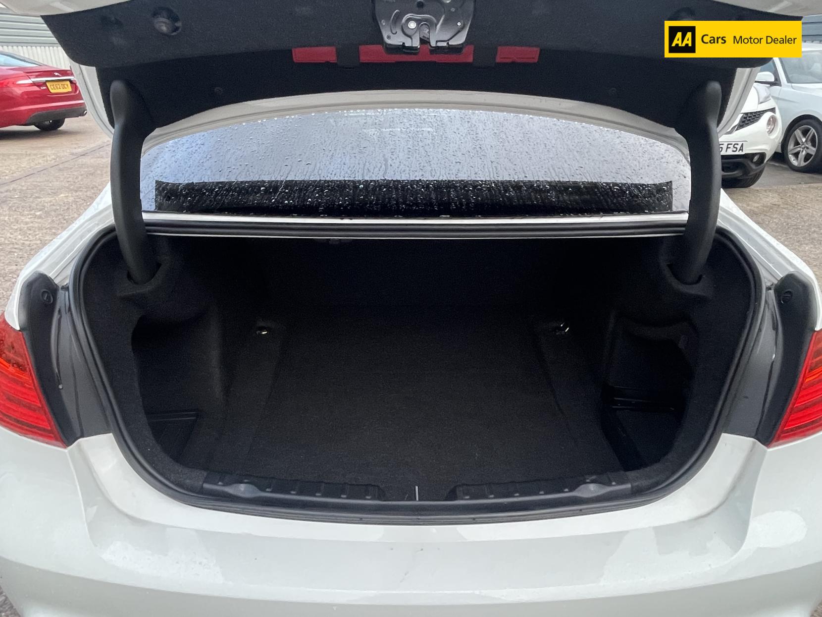 BMW 3 Series 2.0 320d BluePerformance M Sport Saloon 4dr Diesel Auto Euro 6 (s/s) (184 ps)