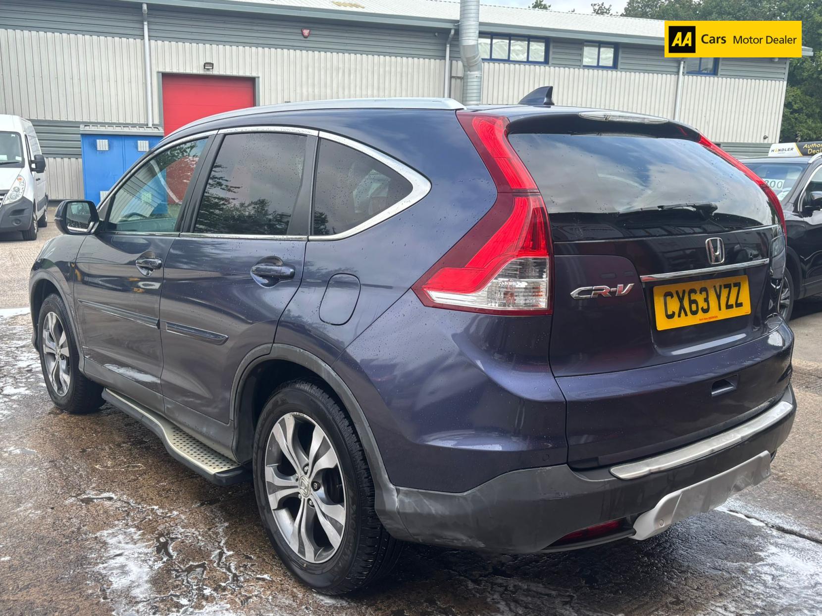 Honda CR-V 2.2 i-DTEC EX SUV 5dr Diesel Auto 4WD Euro 5 (150 ps)