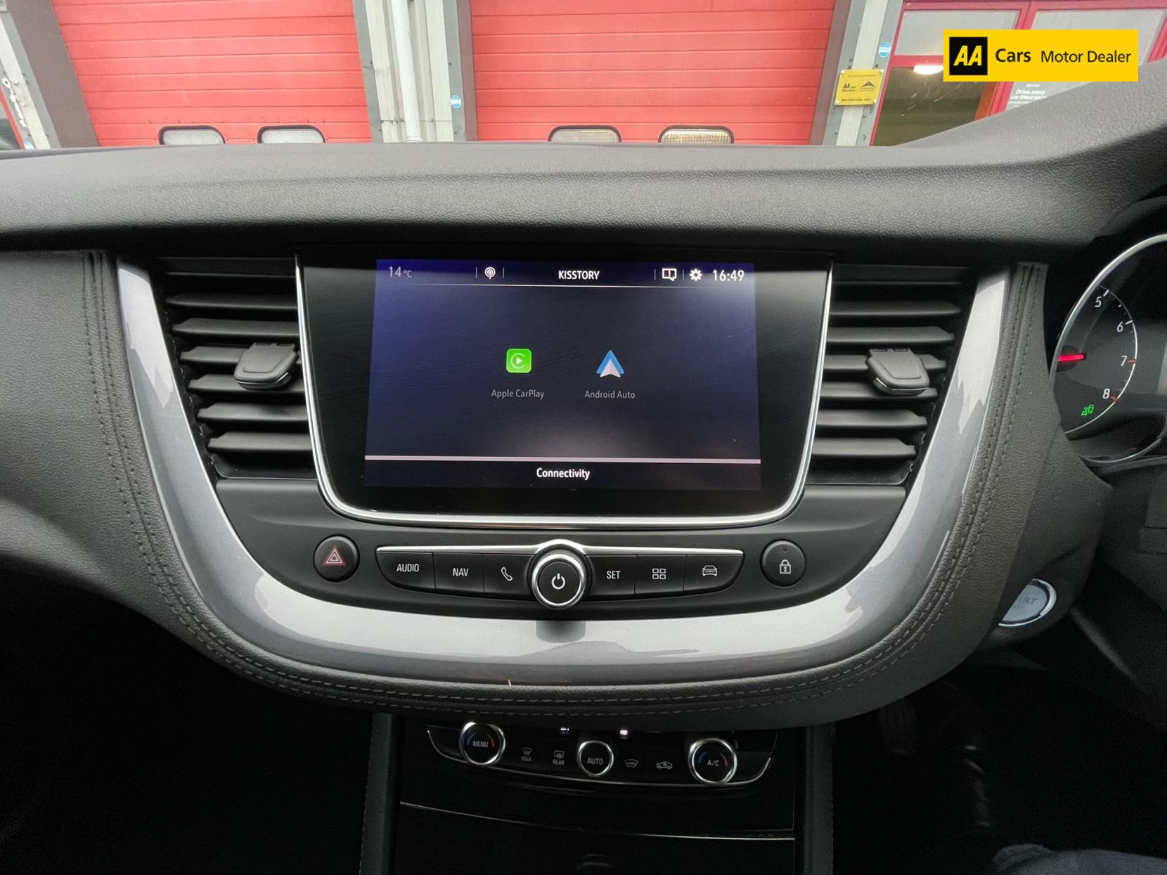Vauxhall Grandland X 1.2 Turbo Sport Nav SUV 5dr Petrol Manual Euro 6 (s/s) (130 ps)