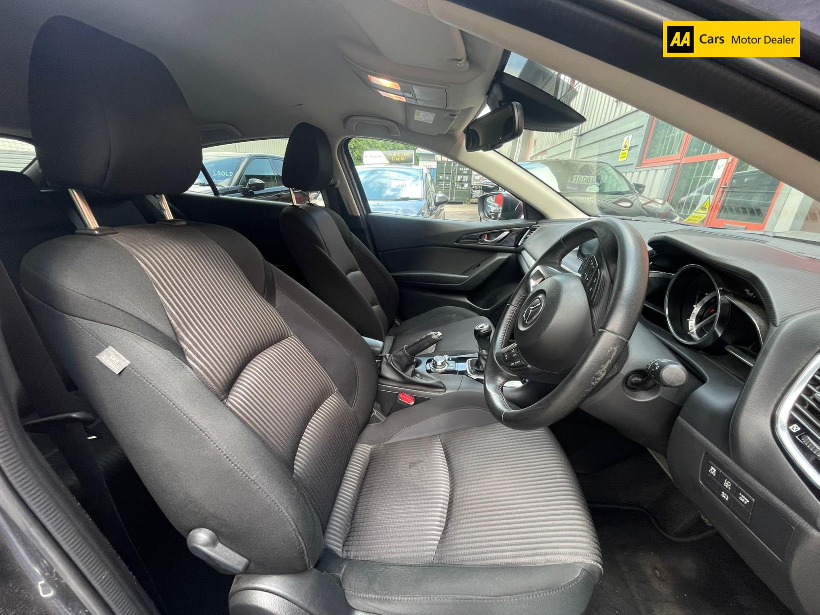 Mazda Mazda3 2.0 SKYACTIV-G Sport Nav Hatchback 5dr Petrol Manual Euro 5 (s/s) (120 ps)