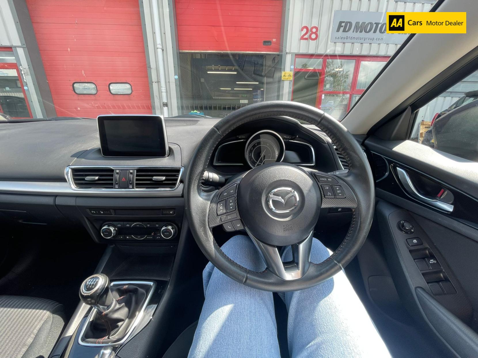 Mazda Mazda3 2.0 SKYACTIV-G Sport Nav Hatchback 5dr Petrol Manual Euro 5 (s/s) (120 ps)
