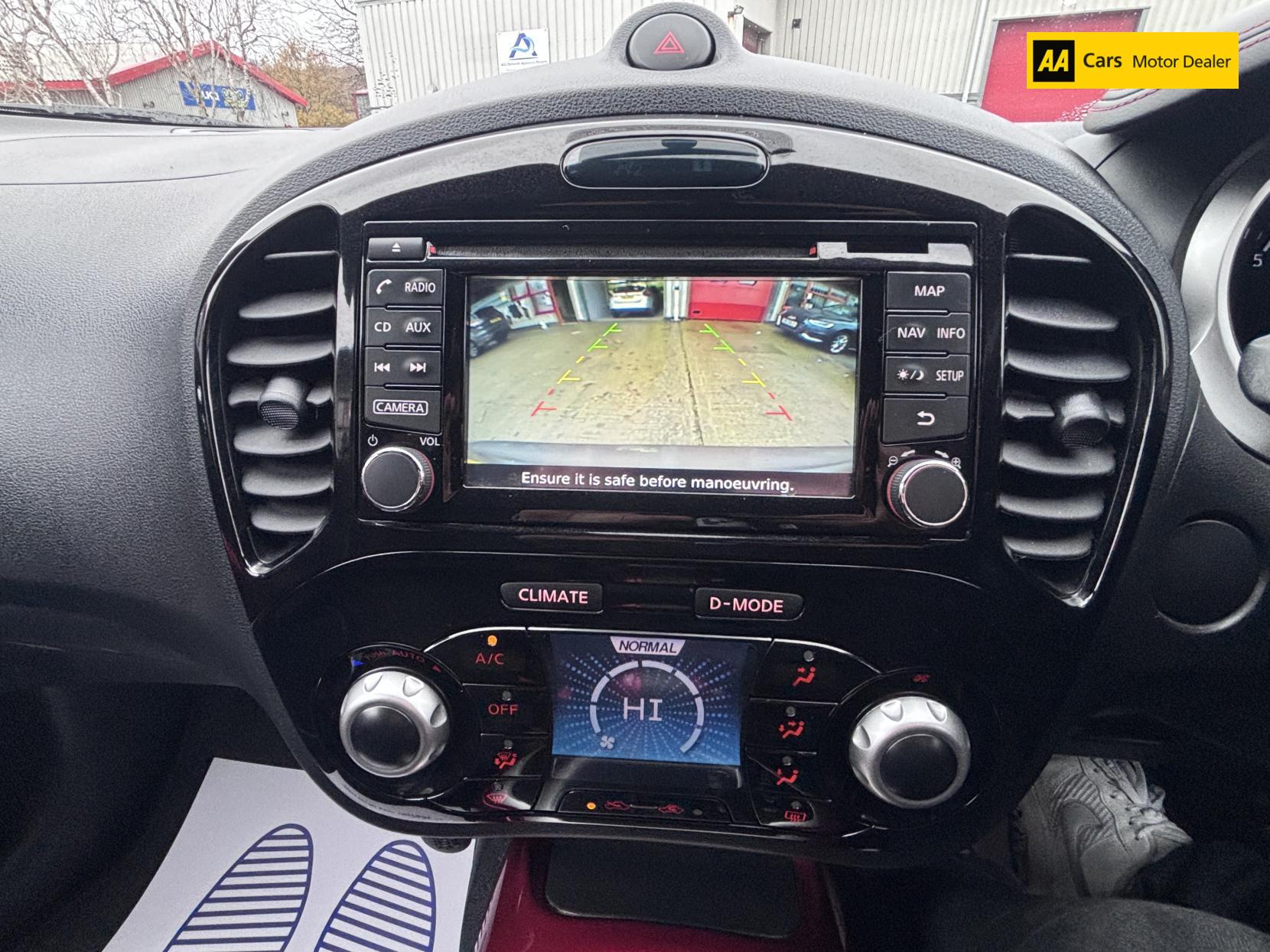 Nissan Juke 1.6 Acenta Premium SUV 5dr Petrol XTRON Euro 5 (117 ps)