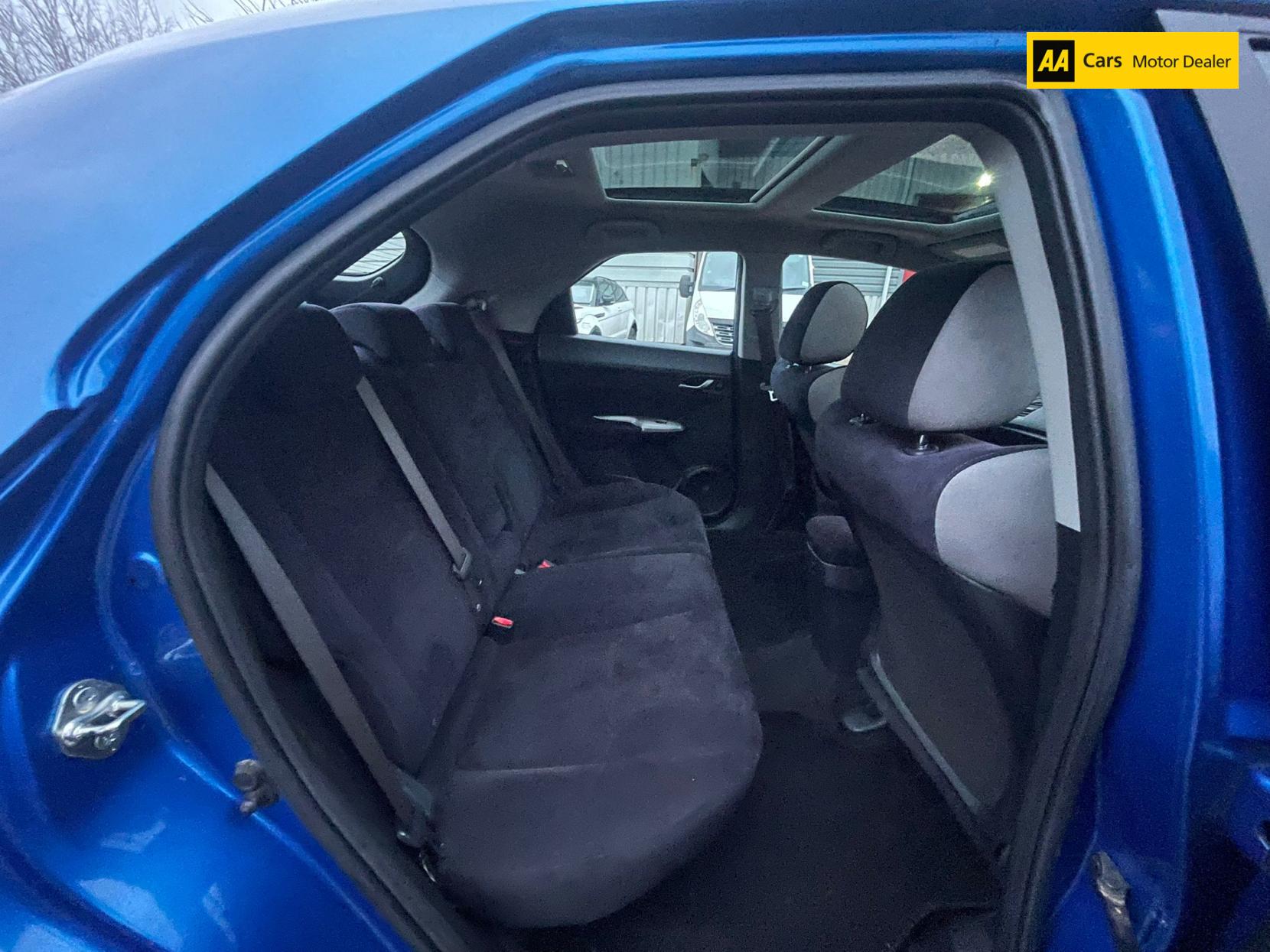 Honda Civic 1.8 i-VTEC EX Hatchback 5dr Petrol i-Shift (160 g/km, 138 bhp)