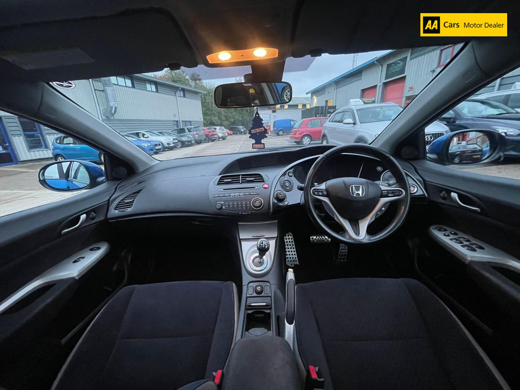 Honda Civic 1.8 i-VTEC EX Hatchback 5dr Petrol i-Shift (160 g/km, 138 bhp)