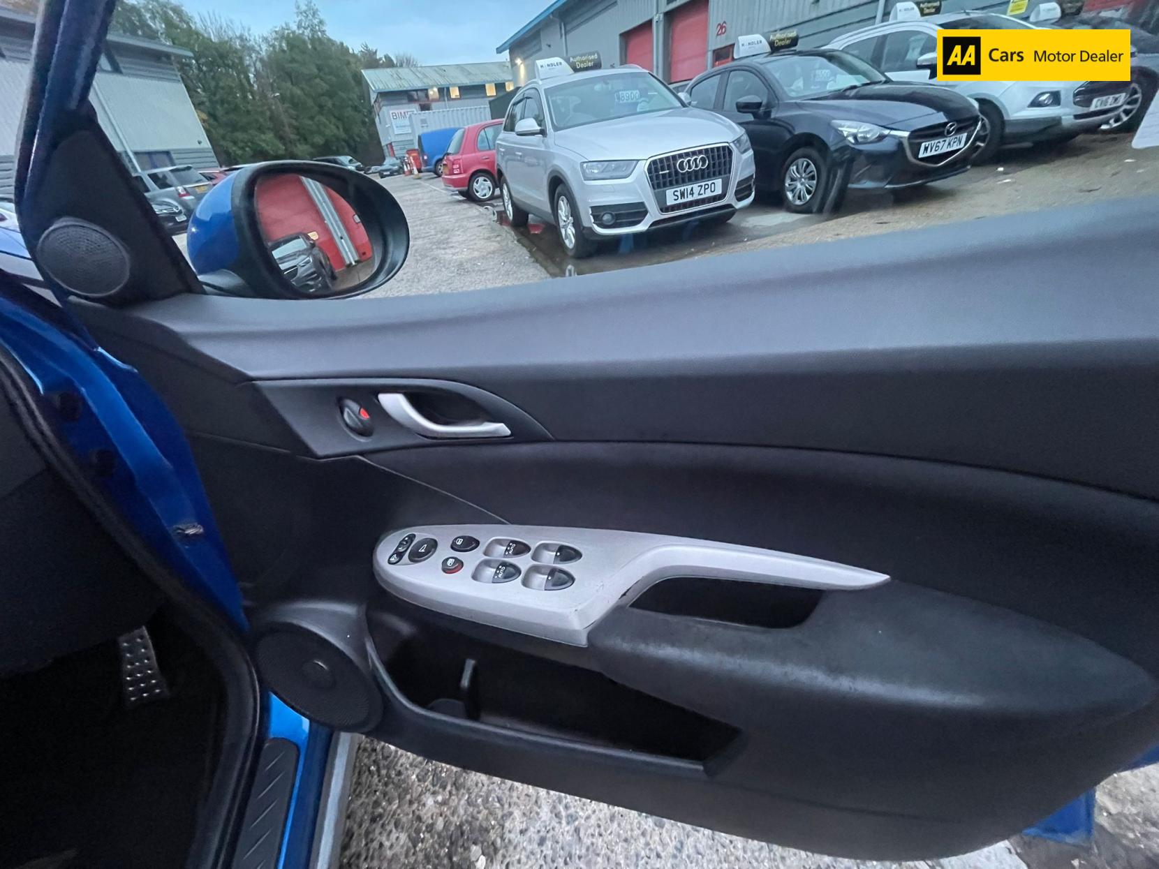 Honda Civic 1.8 i-VTEC EX Hatchback 5dr Petrol i-Shift (160 g/km, 138 bhp)