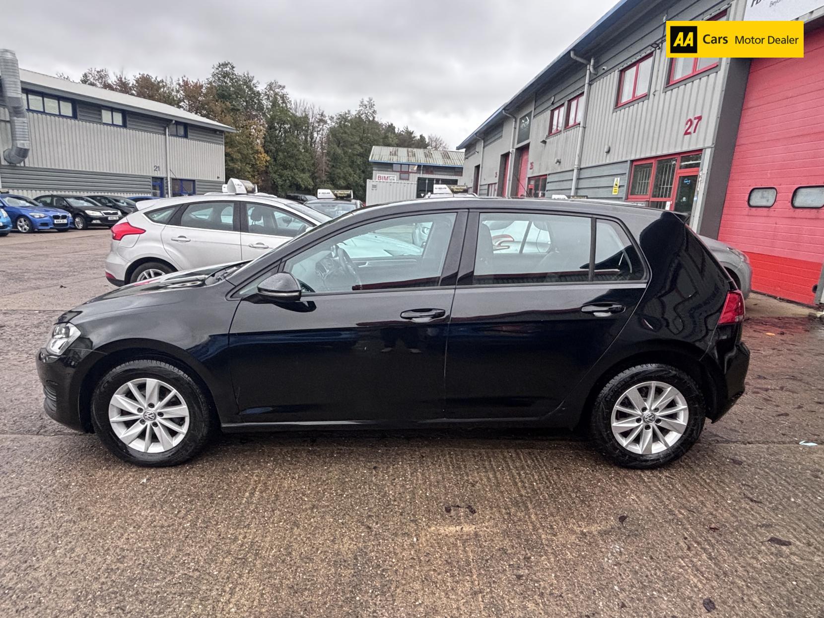 Volkswagen Golf 1.2 TSI BlueMotion Tech S Hatchback 5dr Petrol Manual Euro 5 (s/s) (85 ps)