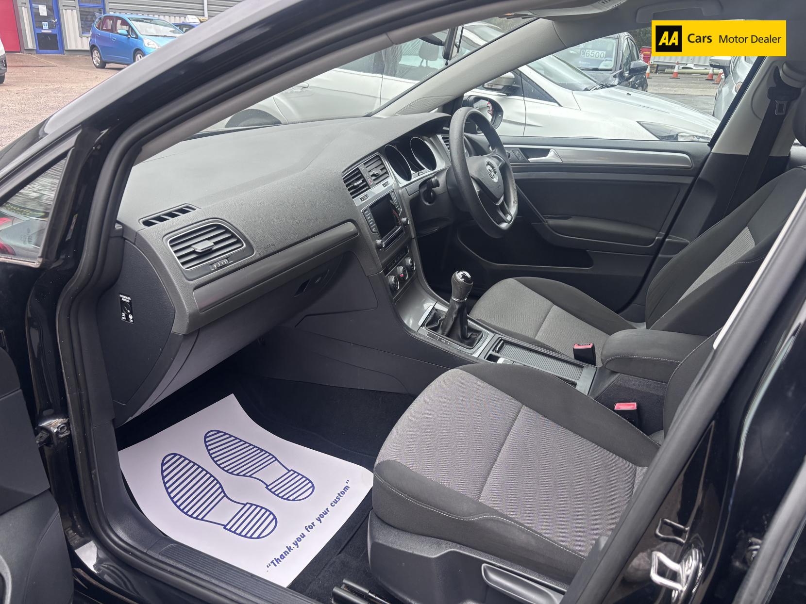 Volkswagen Golf 1.2 TSI BlueMotion Tech S Hatchback 5dr Petrol Manual Euro 5 (s/s) (85 ps)