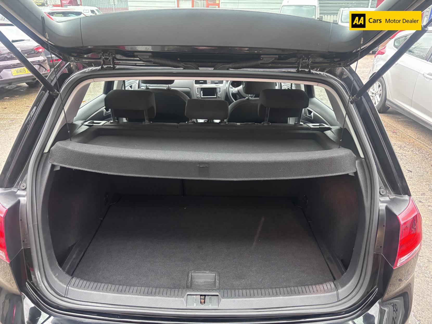 Volkswagen Golf 1.2 TSI BlueMotion Tech S Hatchback 5dr Petrol Manual Euro 5 (s/s) (85 ps)