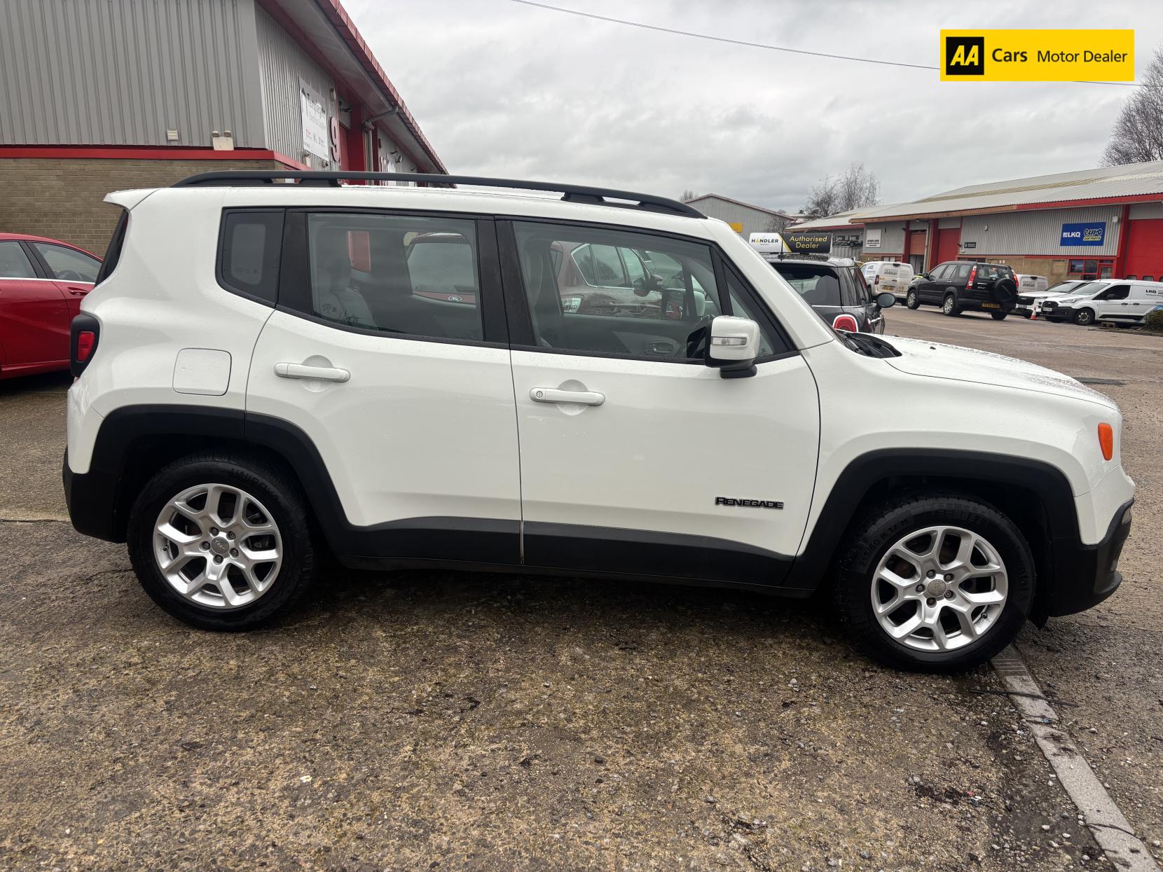 Jeep Renegade 1.4T MultiAirII Longitude SUV 5dr Petrol DDCT Euro 6 (s/s) (140 ps)