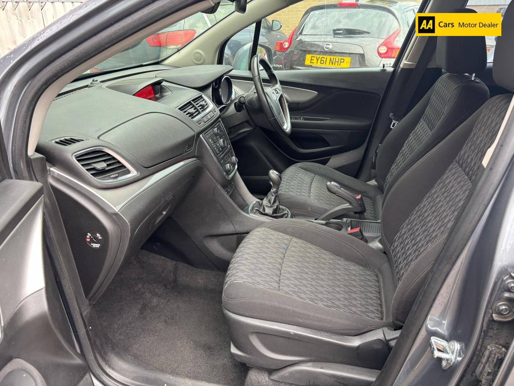 Vauxhall Mokka 1.7 CDTi Exclusiv SUV 5dr Diesel Manual 2WD Euro 5 (s/s) (130 ps)