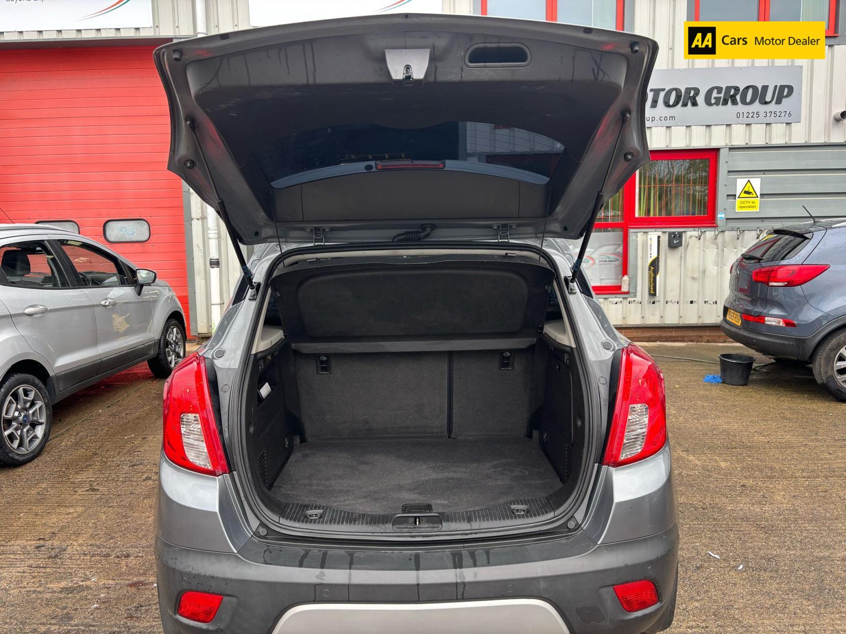 Vauxhall Mokka 1.7 CDTi Exclusiv SUV 5dr Diesel Manual 2WD Euro 5 (s/s) (130 ps)