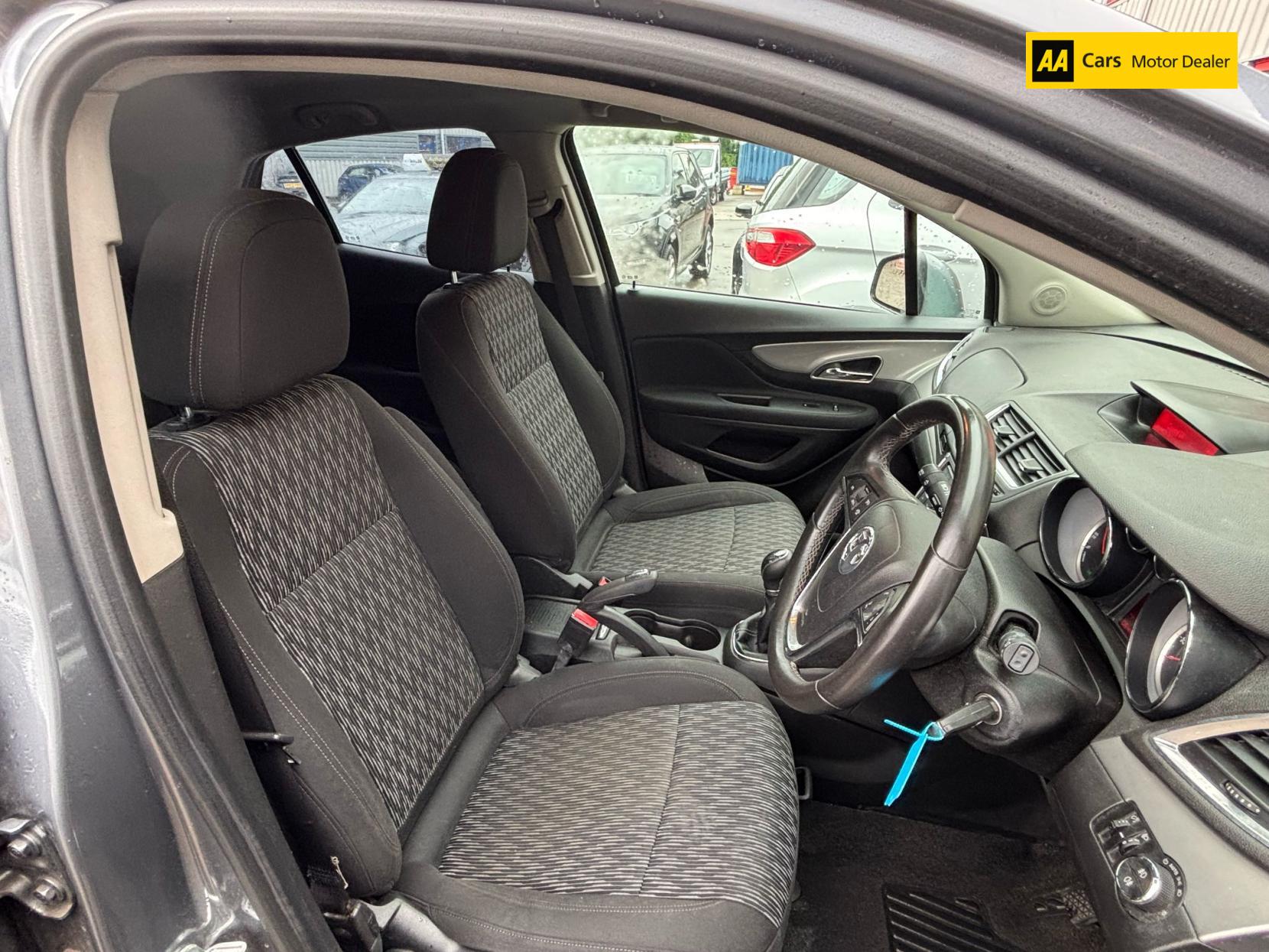 Vauxhall Mokka 1.7 CDTi Exclusiv SUV 5dr Diesel Manual 2WD Euro 5 (s/s) (130 ps)