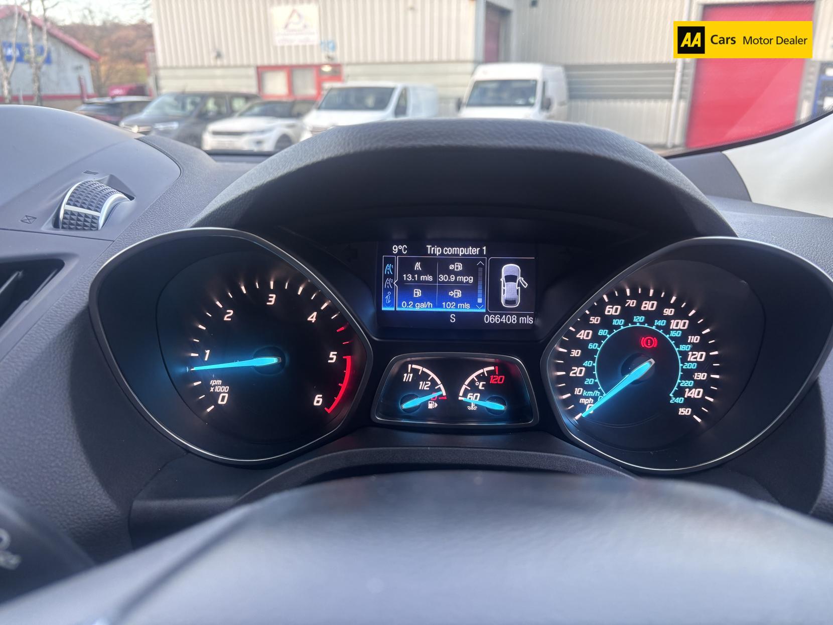 Ford Kuga 2.0 TDCi Titanium SUV 5dr Diesel Manual 2WD Euro 6 (s/s) (150 ps)