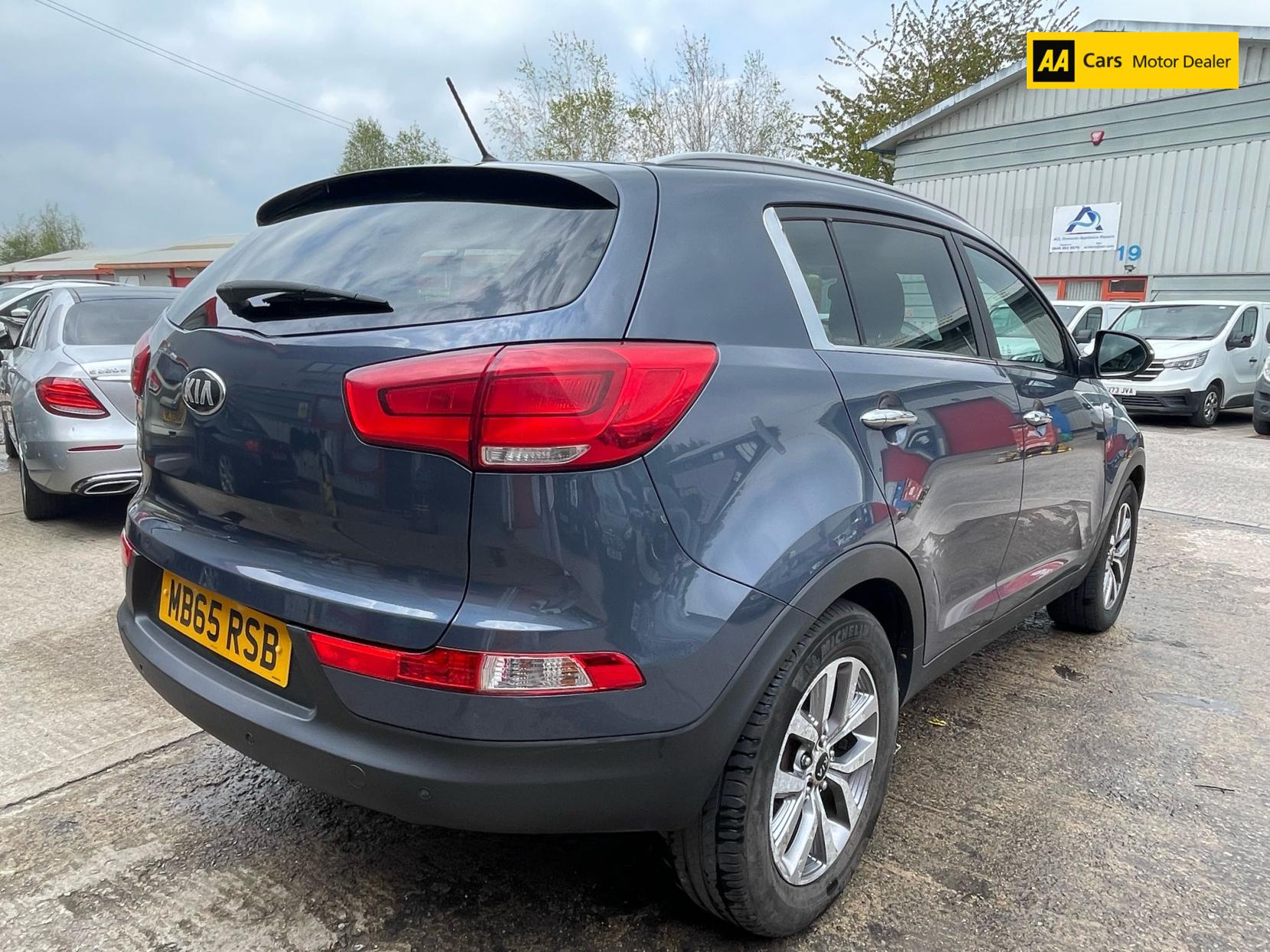 Kia Sportage 2.0 CRDi KX-2 SUV 5dr Diesel Manual AWD Euro 5 (134 bhp)