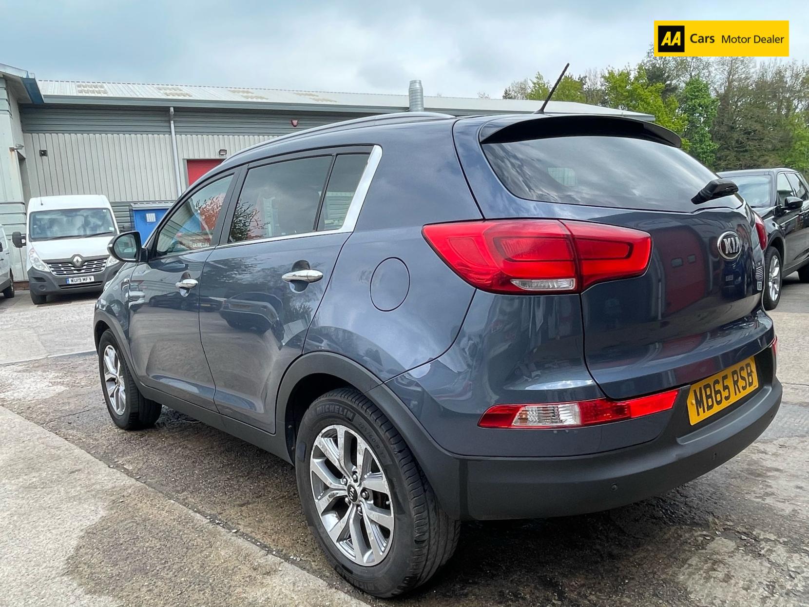 Kia Sportage 2.0 CRDi KX-2 SUV 5dr Diesel Manual AWD Euro 5 (134 bhp)